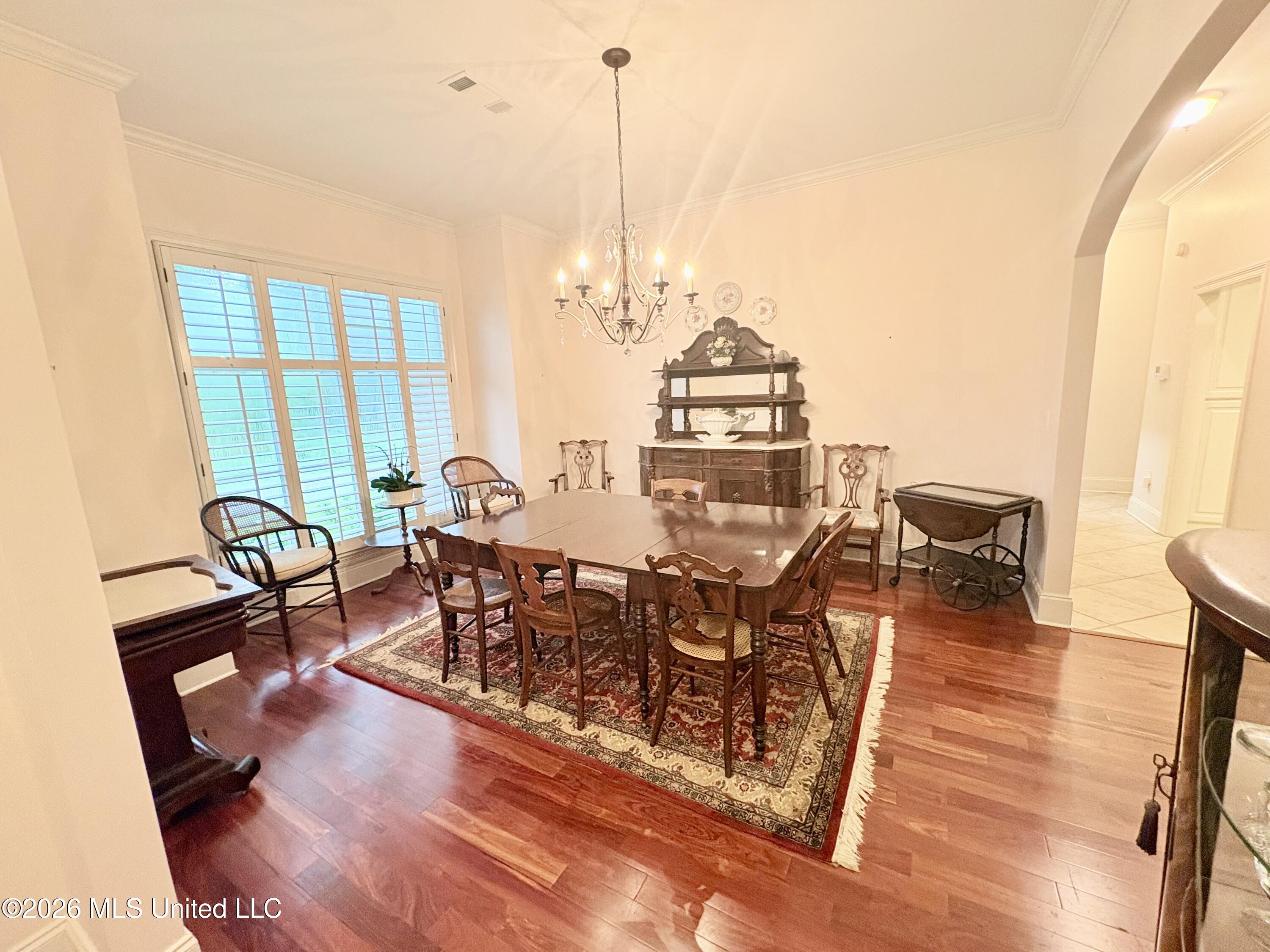 3920 Roxbury Road Property Photo 9