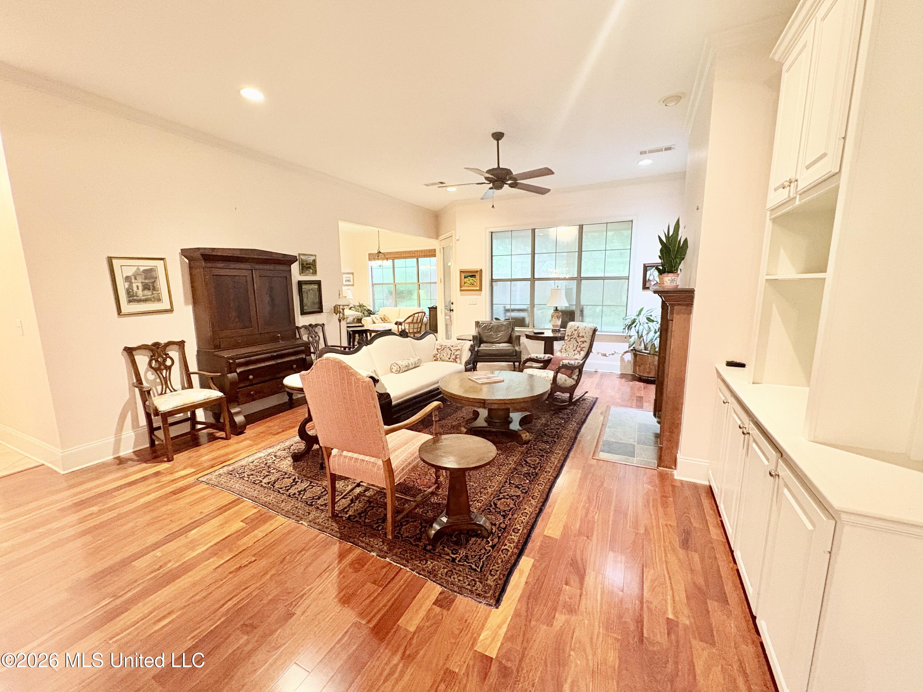 3920 Roxbury Road Property Photo 10