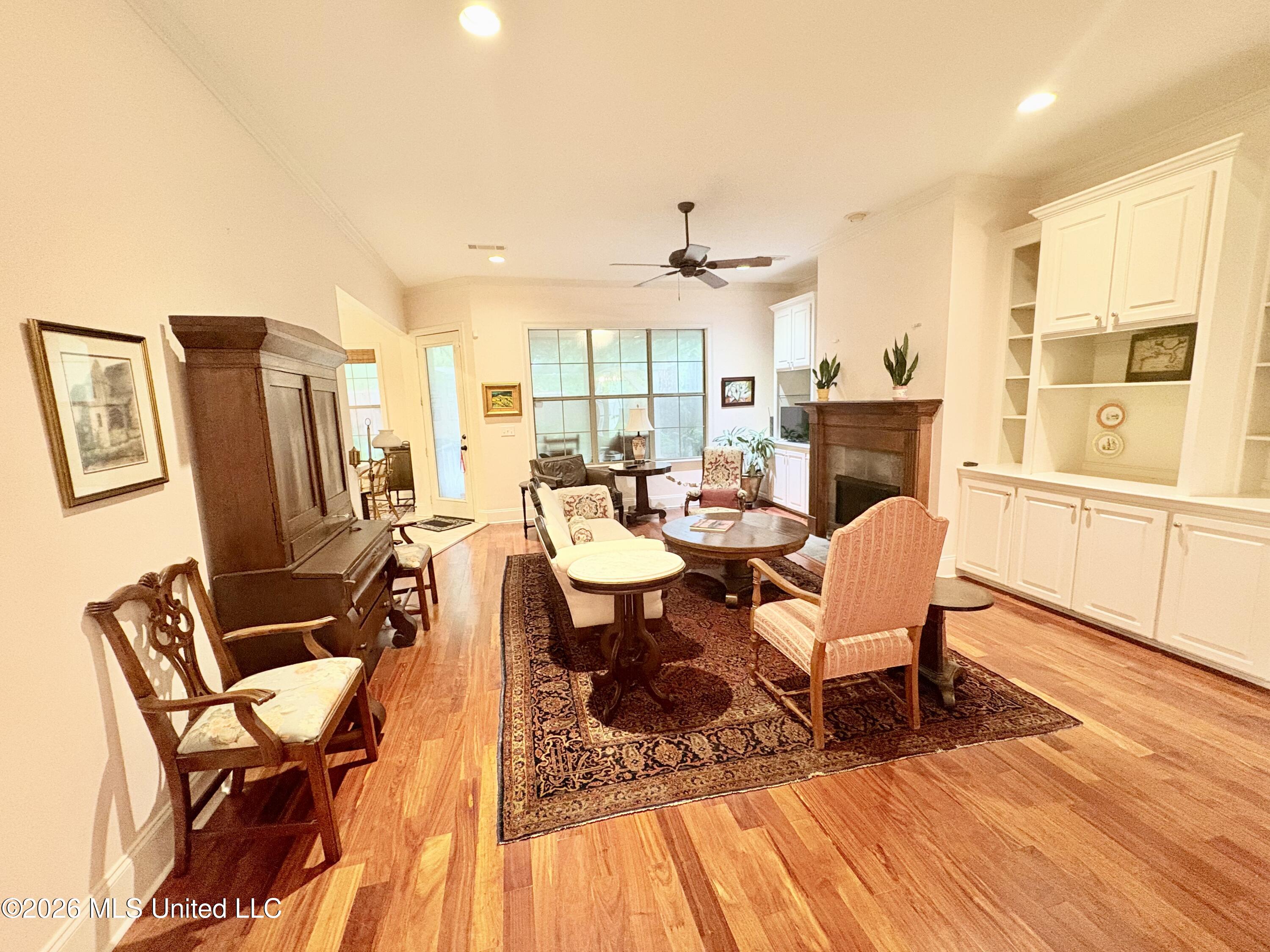 3920 Roxbury Road Property Photo 11