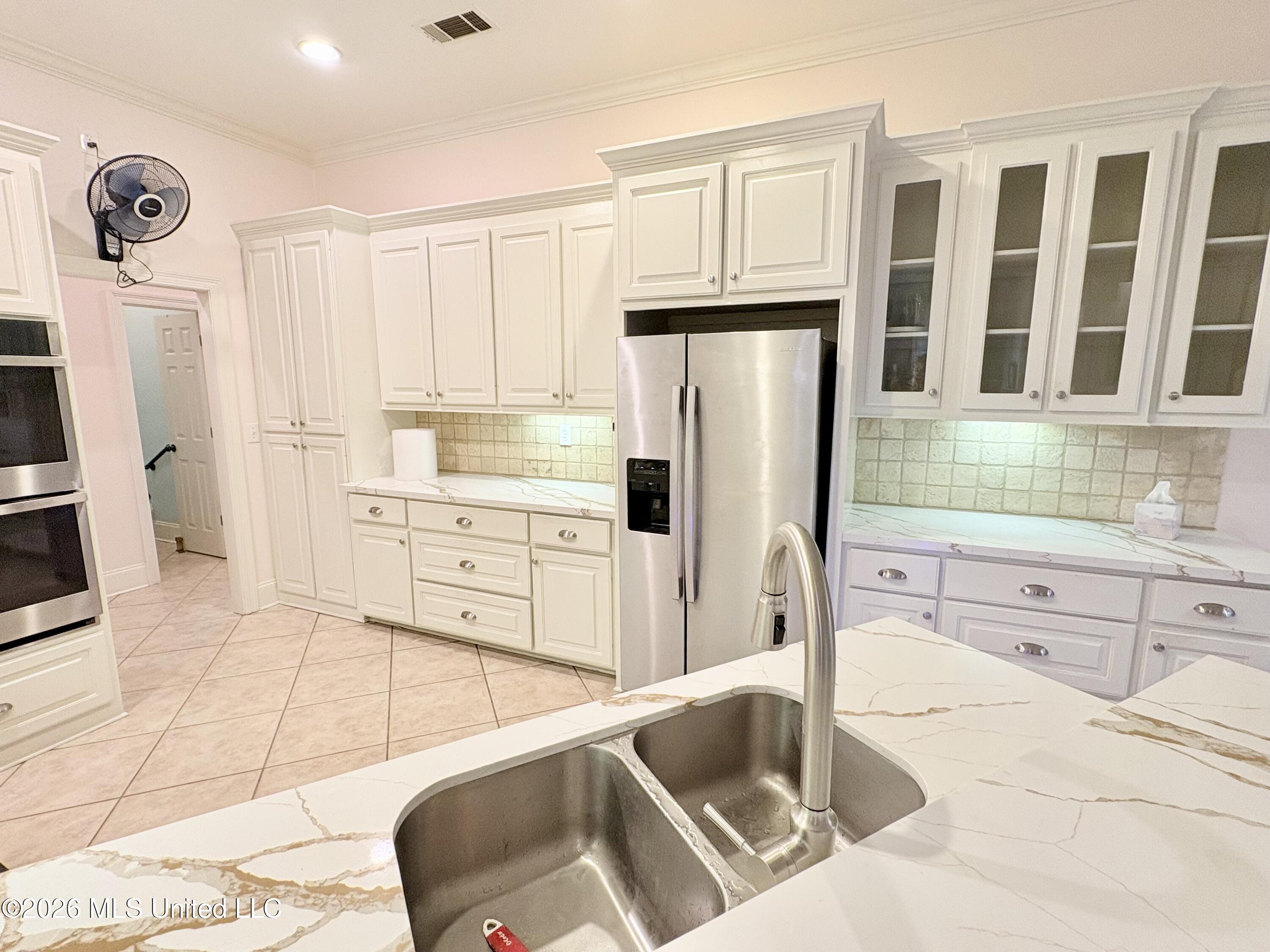 3920 Roxbury Road Property Photo 17