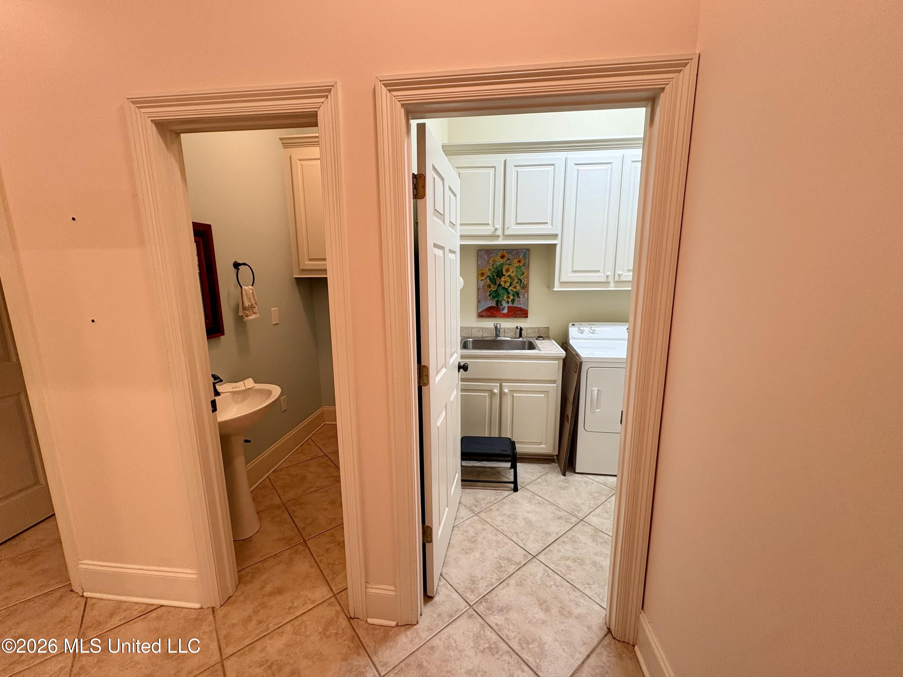 3920 Roxbury Road Property Photo 23