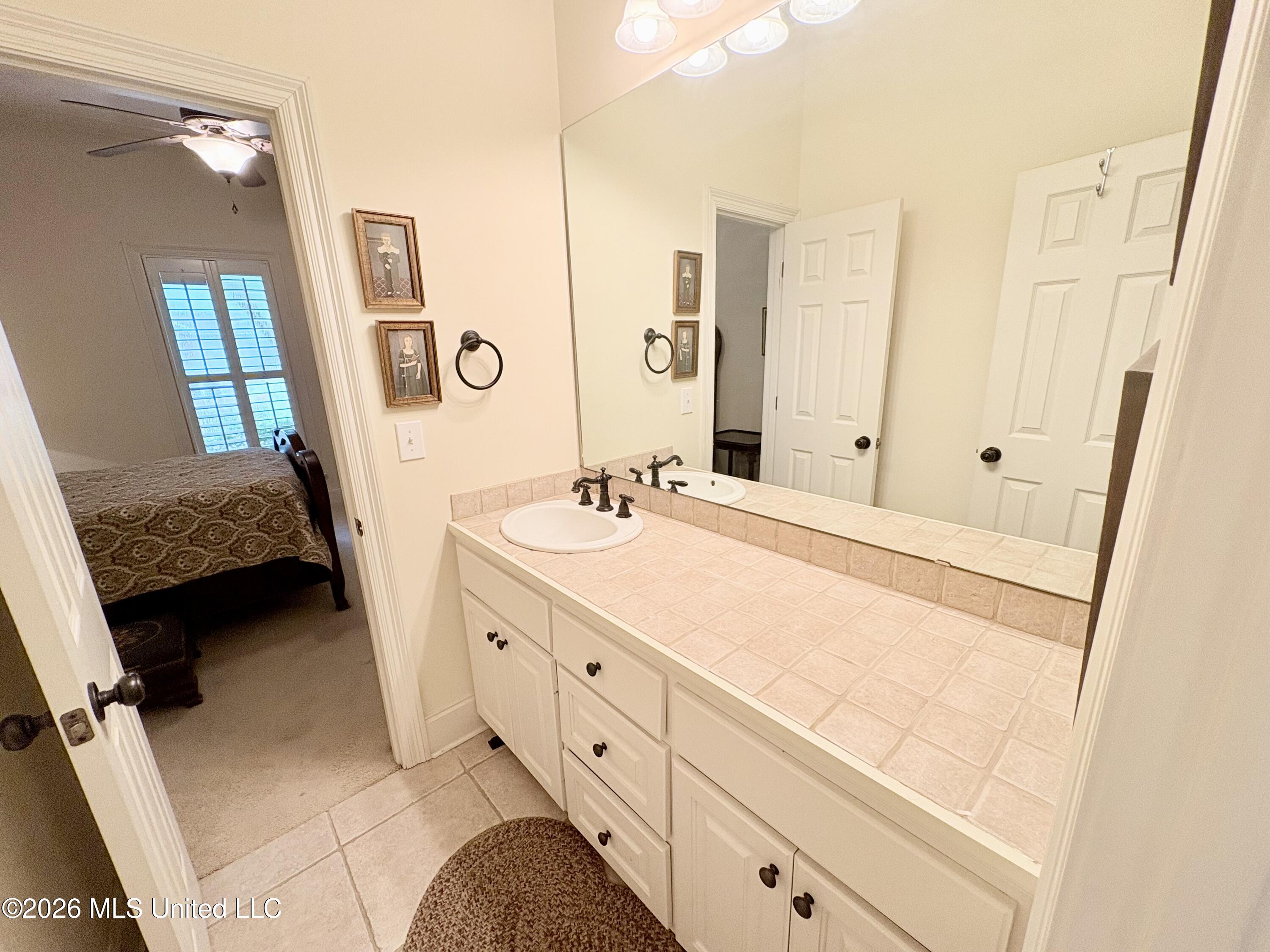 3920 Roxbury Road Property Photo 31