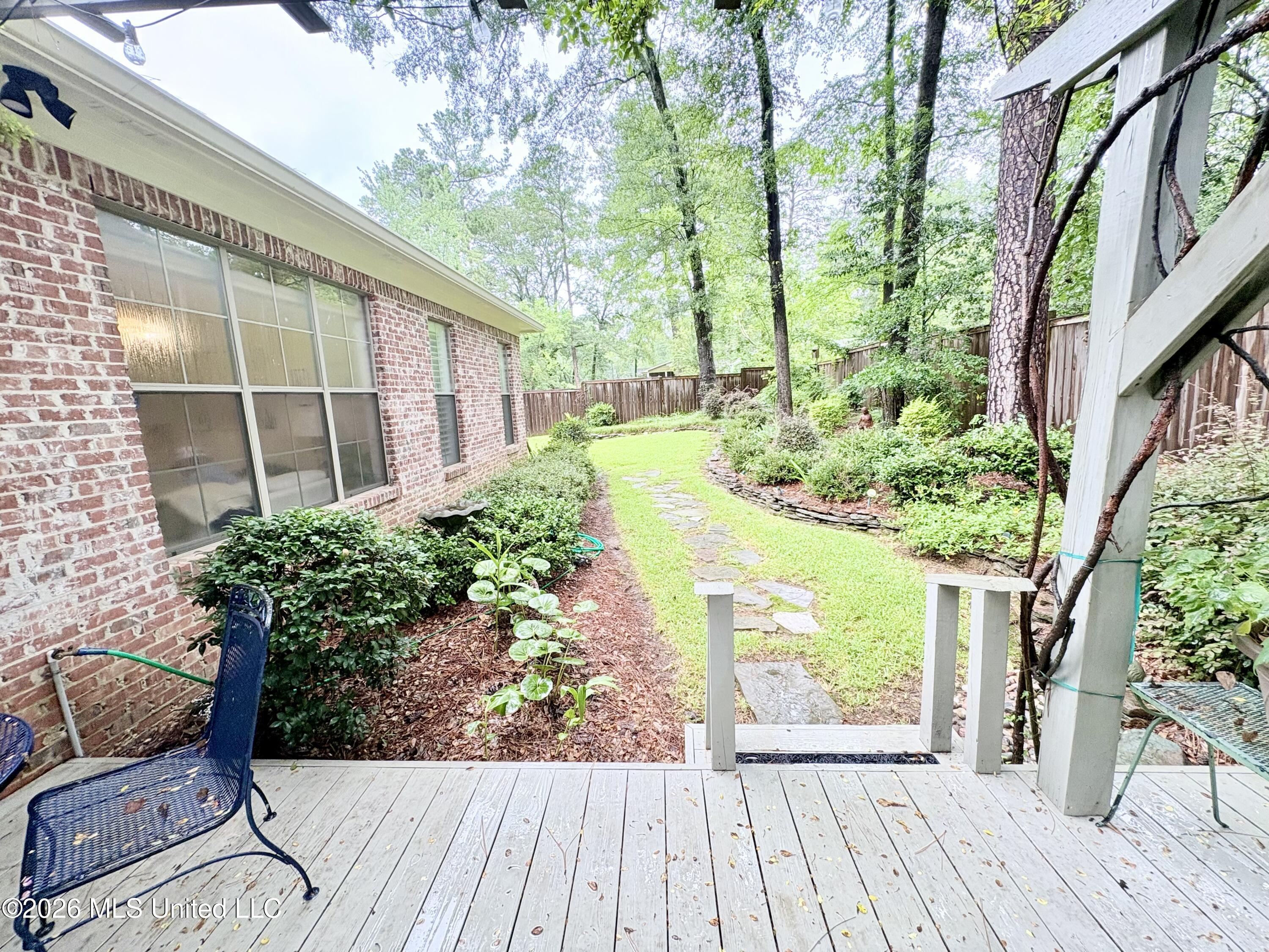 3920 Roxbury Road Property Photo 44