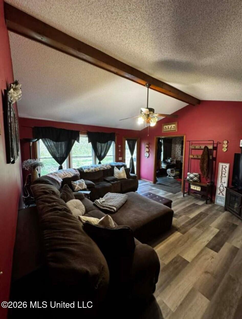 269 County Road 288 Property Photo 13