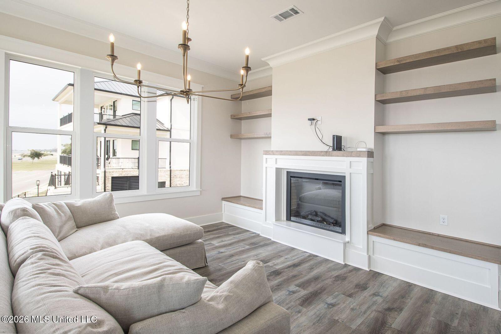 4731 W Beach Boulevard Property Photo 15