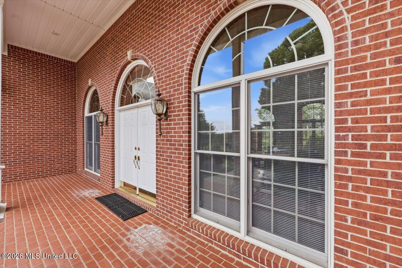 1001 Eagle Landing Property Photo 12