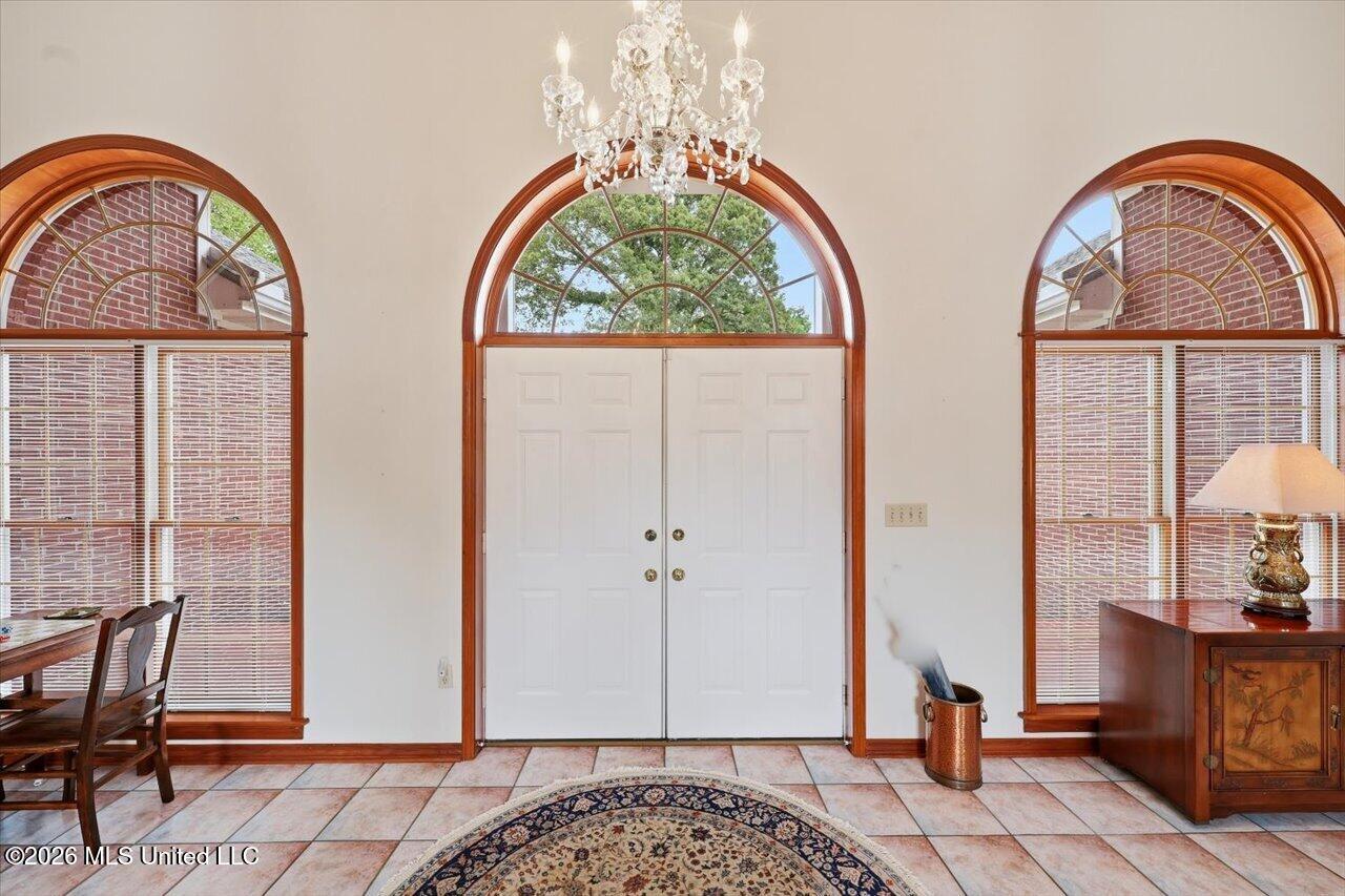 1001 Eagle Landing Property Photo 13