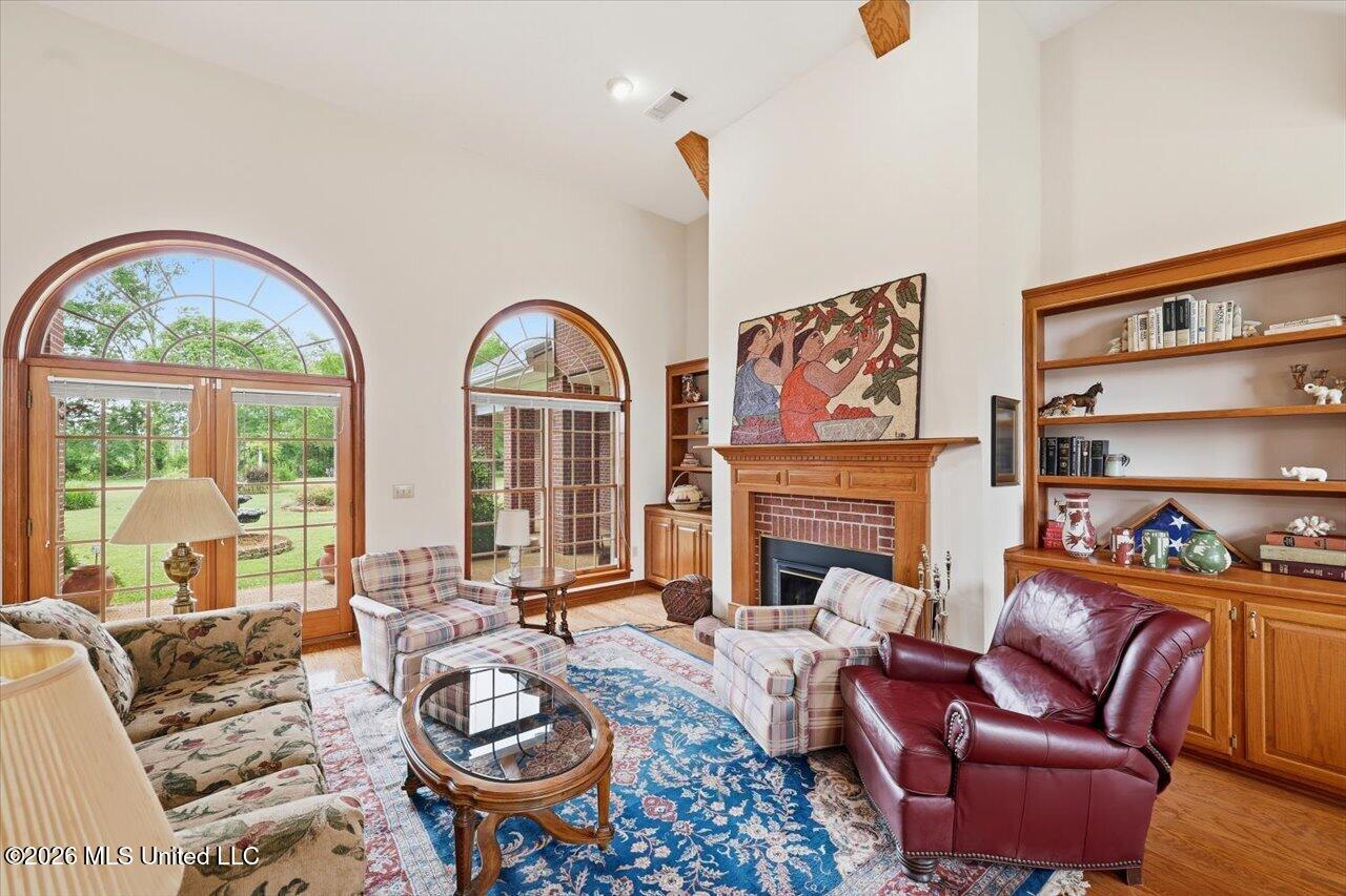 1001 Eagle Landing Property Photo 14