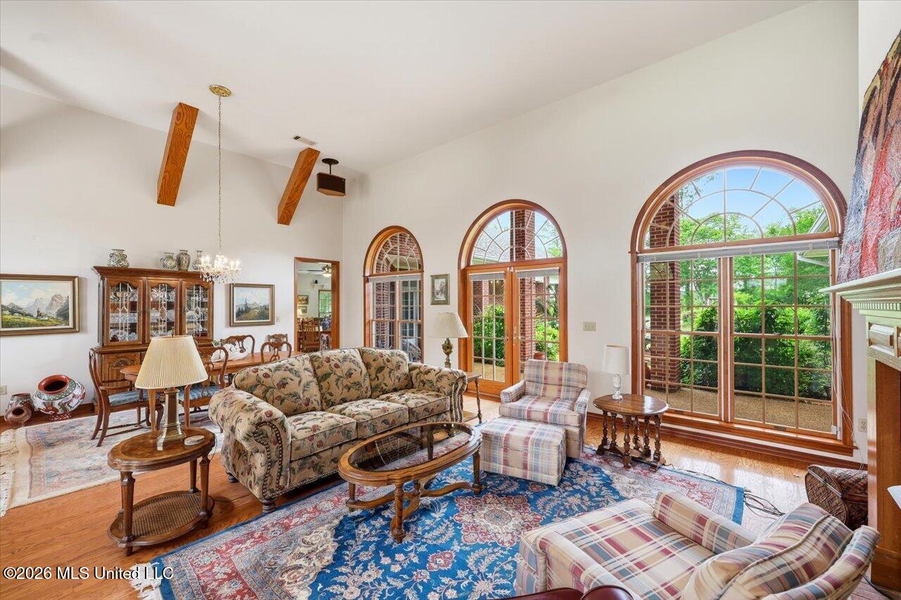 1001 Eagle Landing Property Photo 15