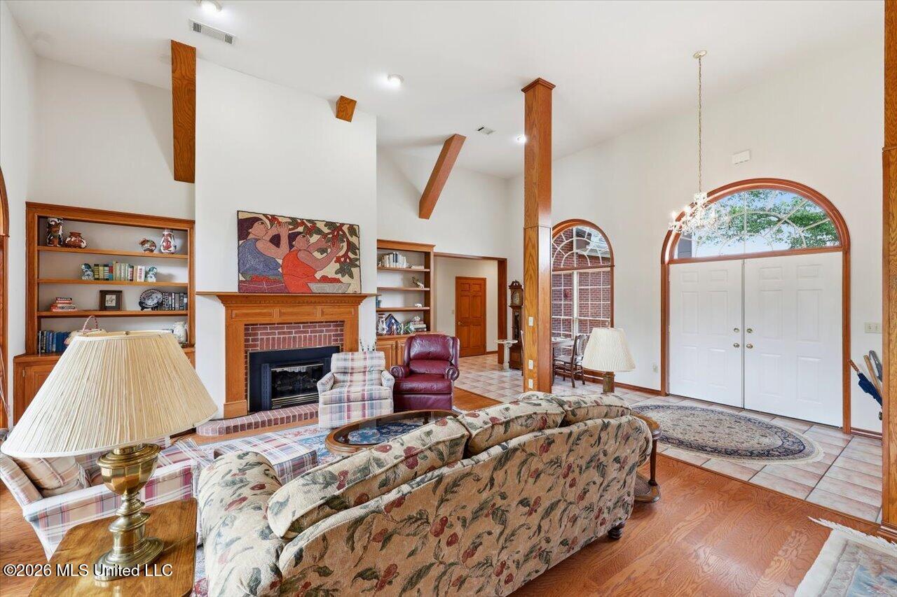1001 Eagle Landing Property Photo 17