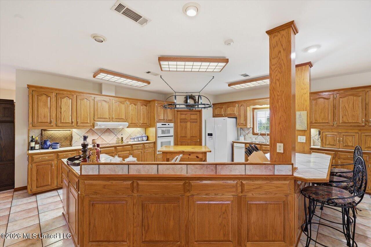 1001 Eagle Landing Property Photo 18