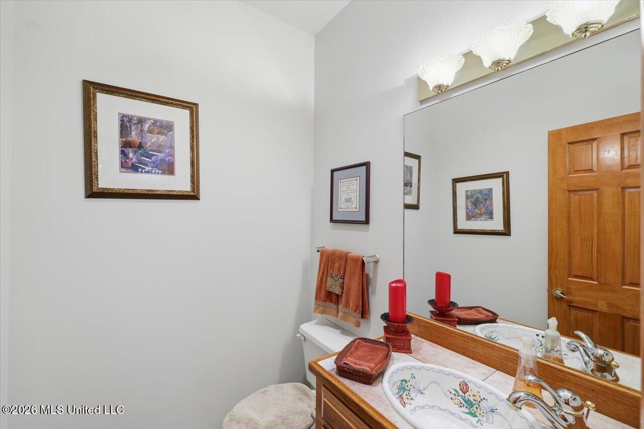 1001 Eagle Landing Property Photo 38