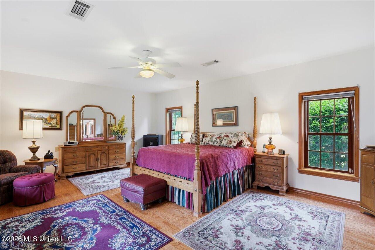 1001 Eagle Landing Property Photo 48