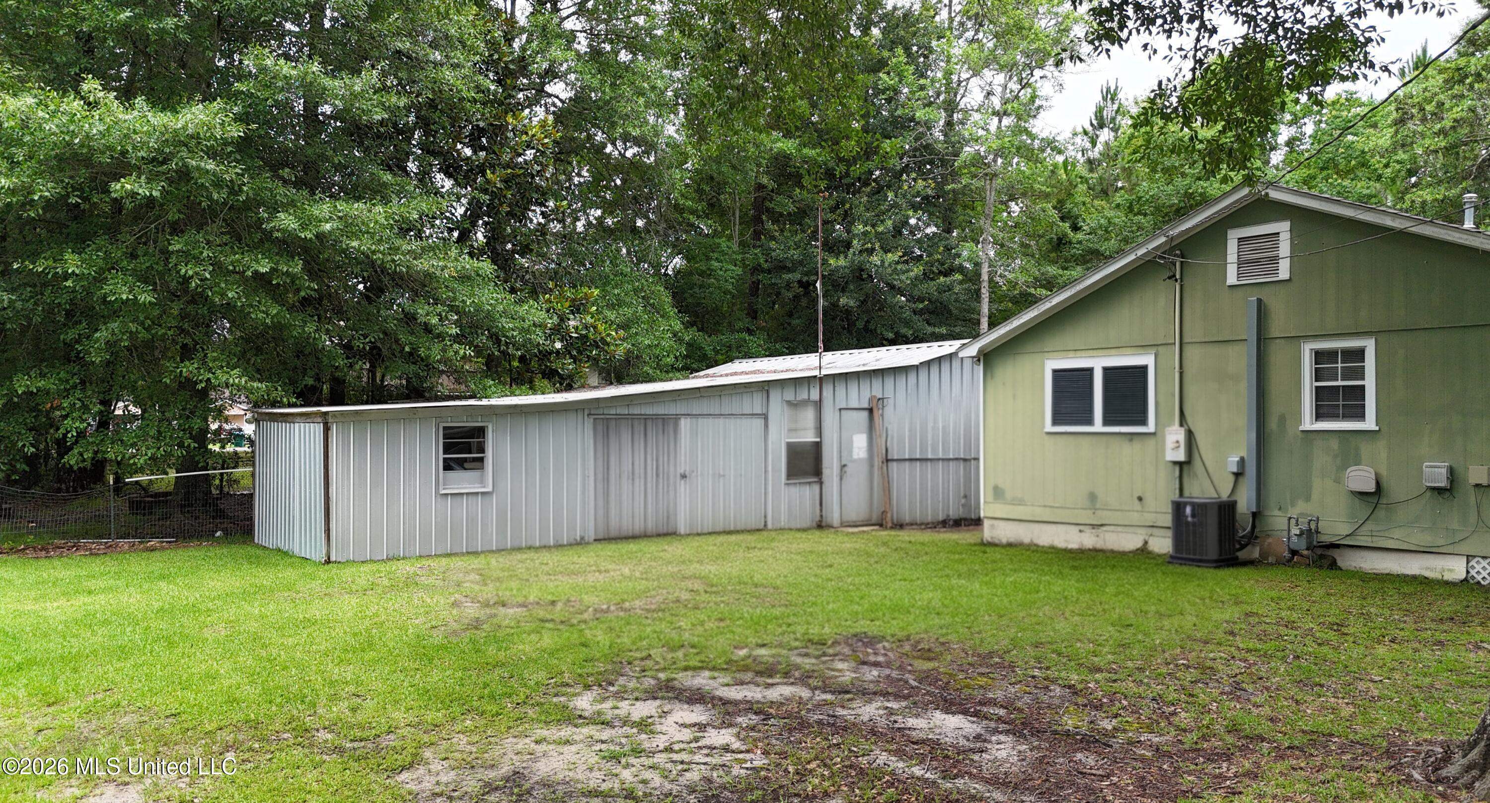 3001 55th Avenue Property Photo 9