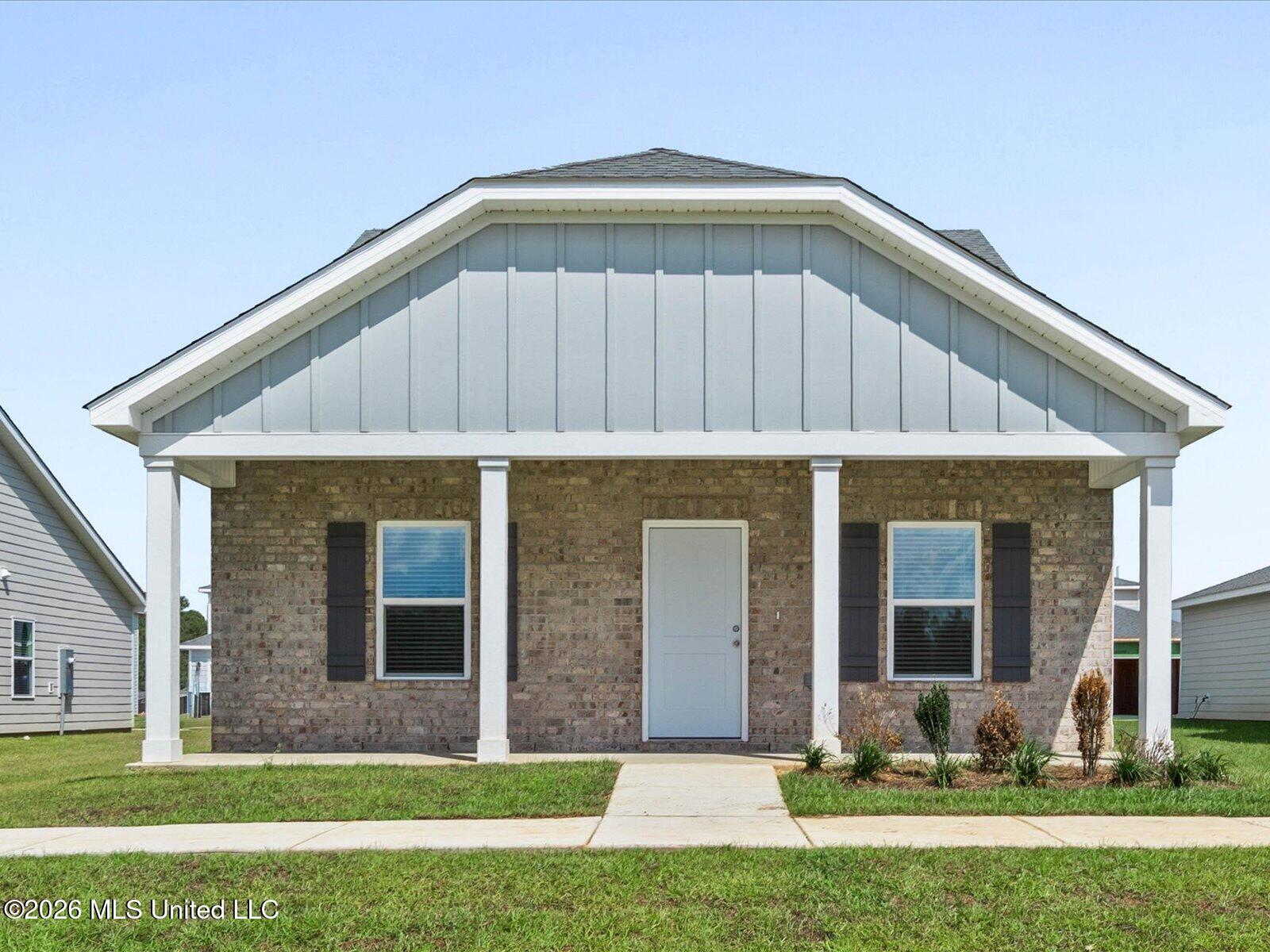 425 Pimento Circle Property Photo 1