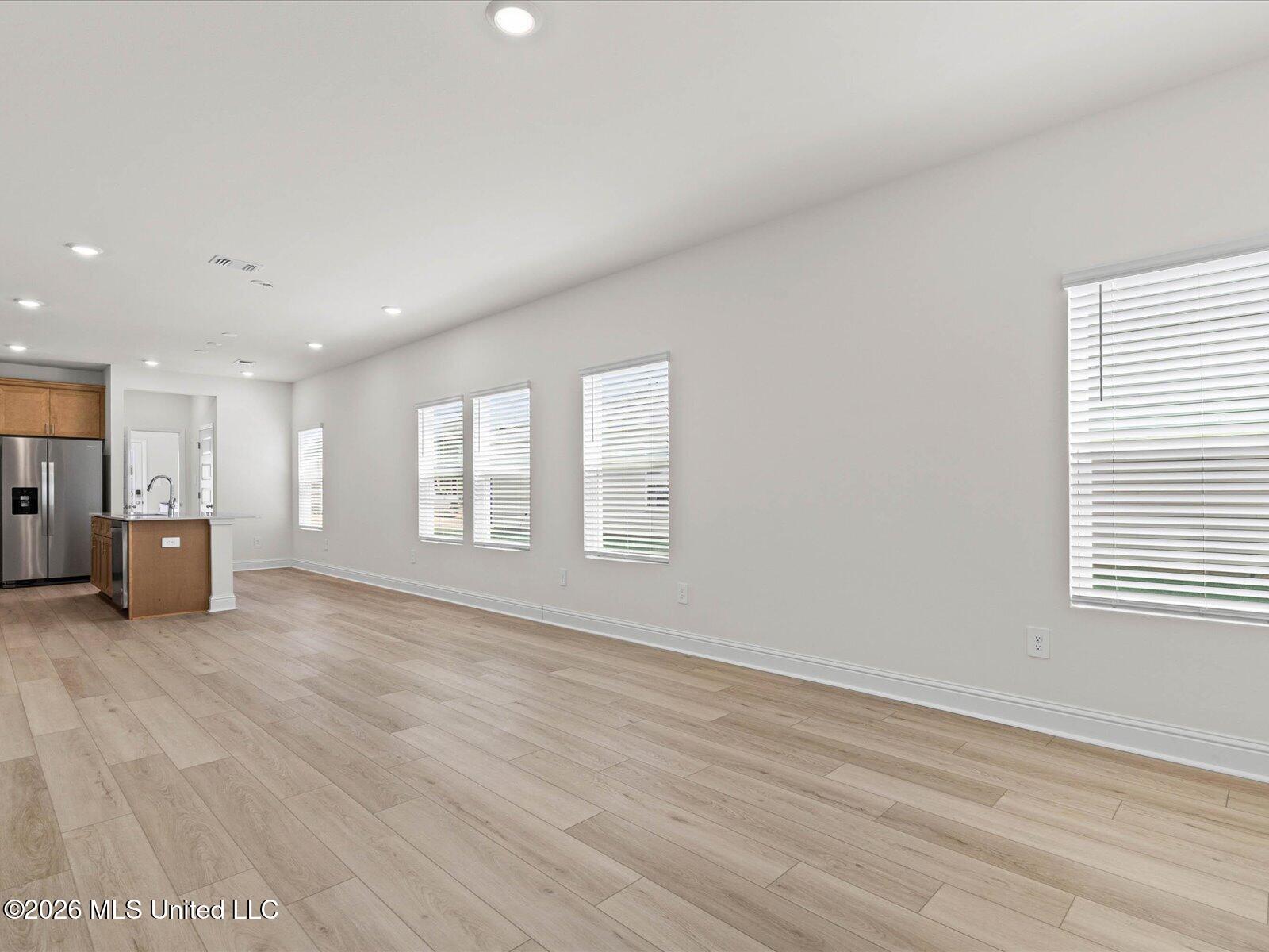 425 Pimento Circle Property Photo 8