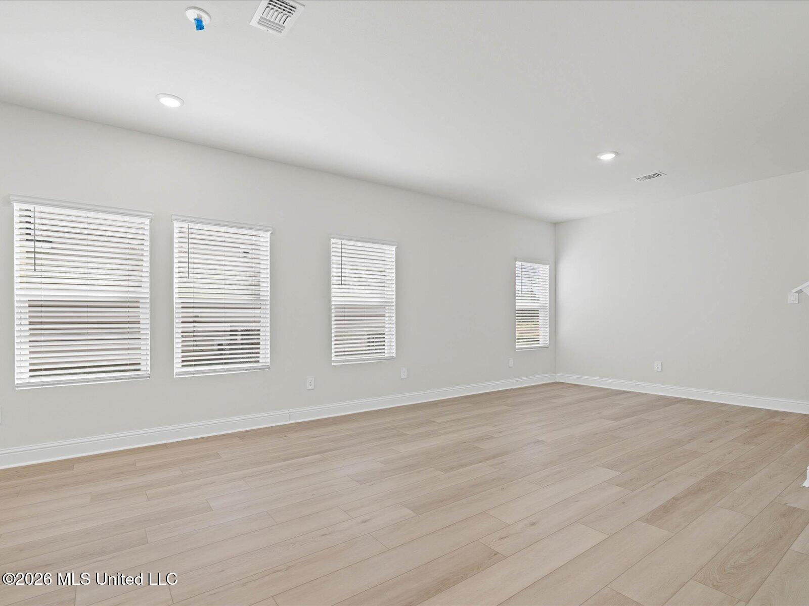 425 Pimento Circle Property Photo 9