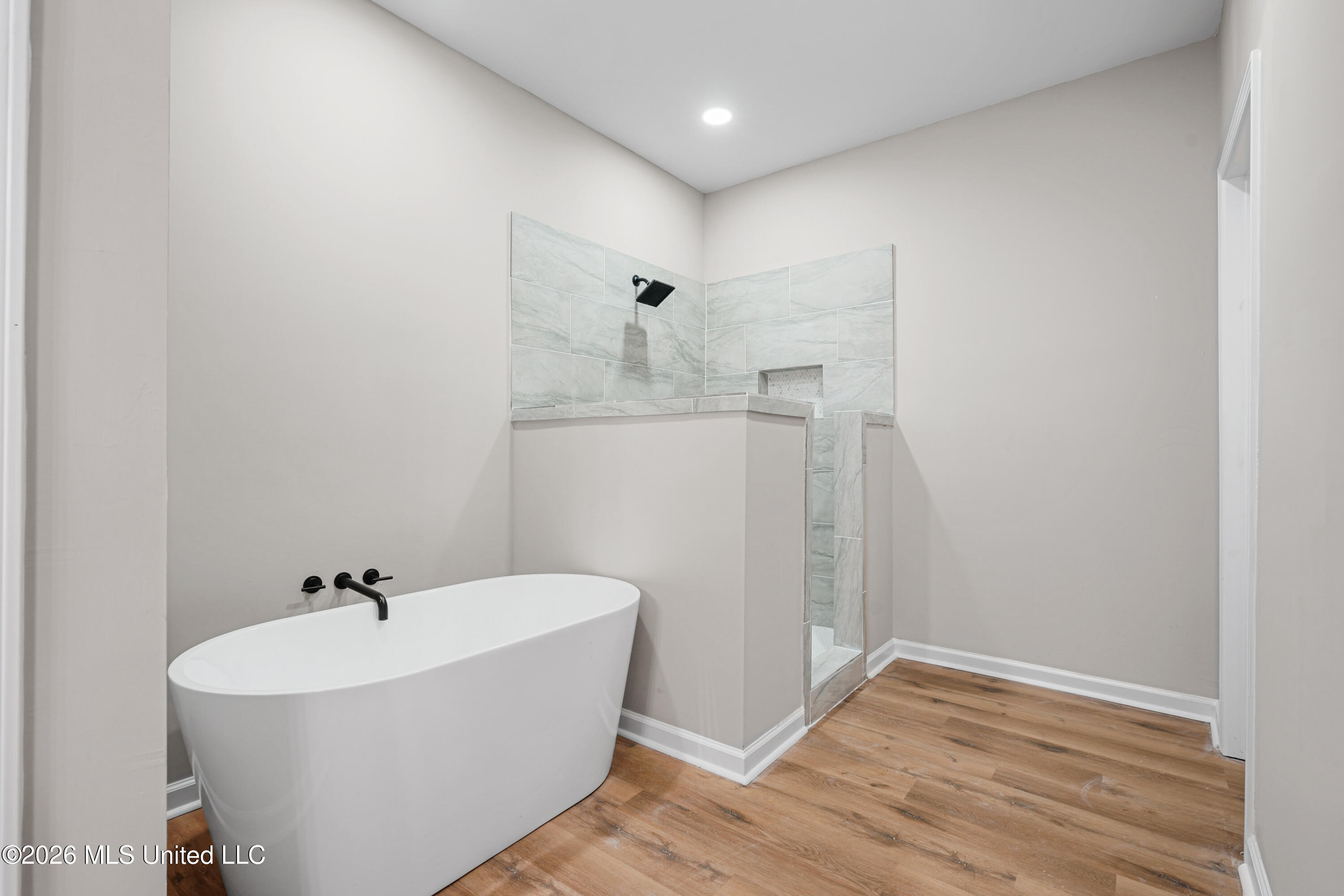 120 Ridge Avenue Property Photo 17
