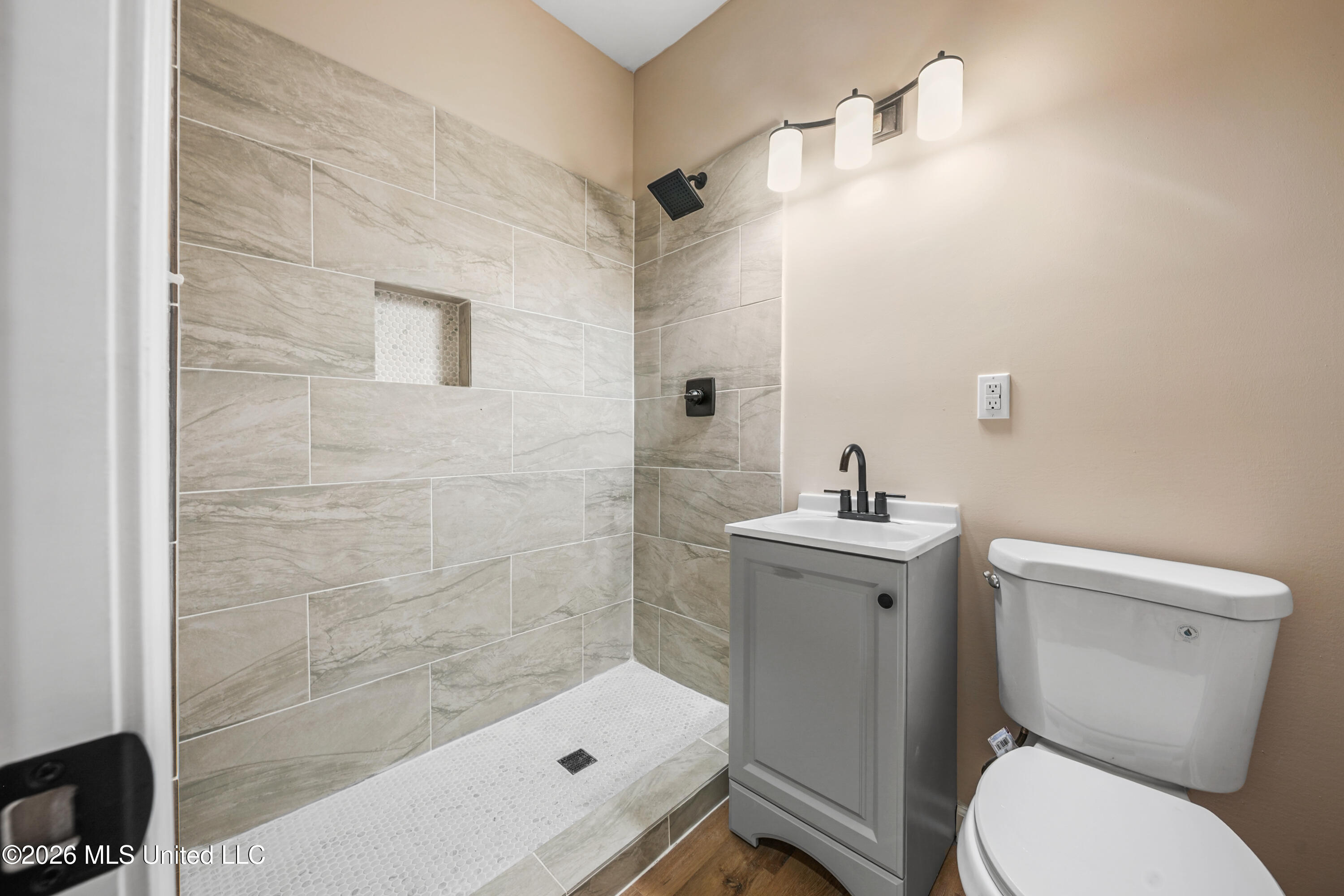 120 Ridge Avenue Property Photo 23