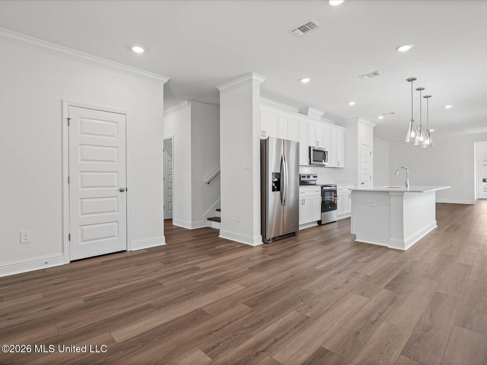 404 Pimento Circle Property Photo 11