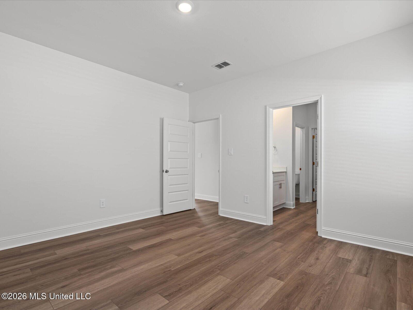 404 Pimento Circle Property Photo 17