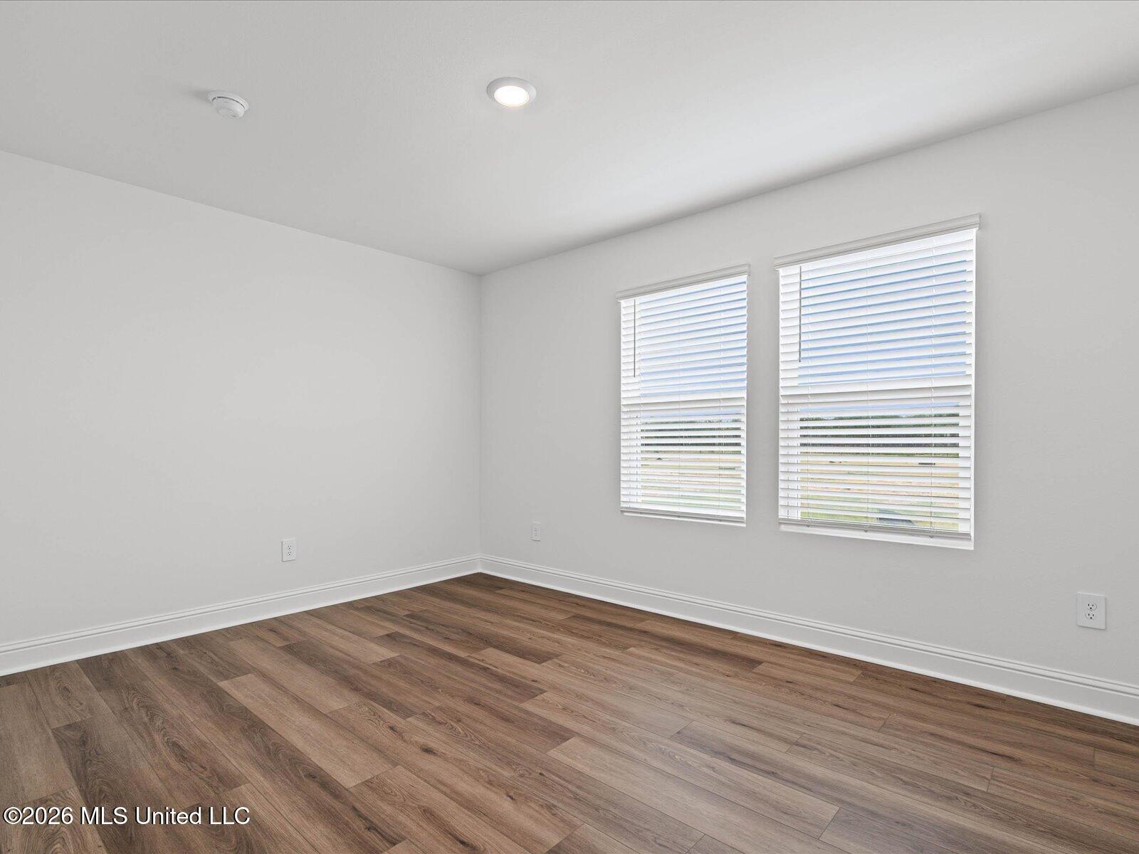 404 Pimento Circle Property Photo 22