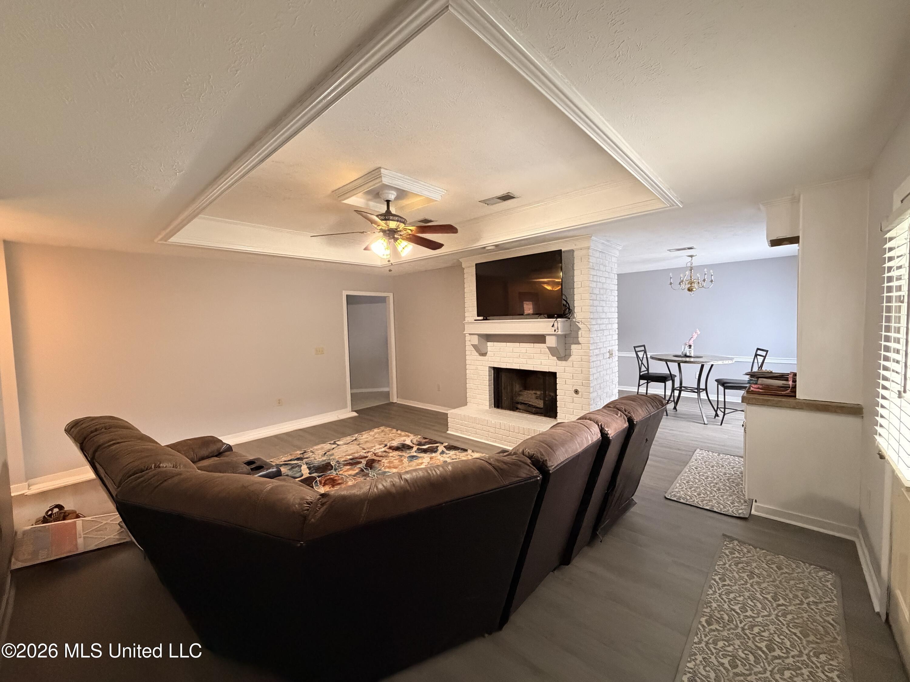 19 Ashland Avenue Property Photo 4