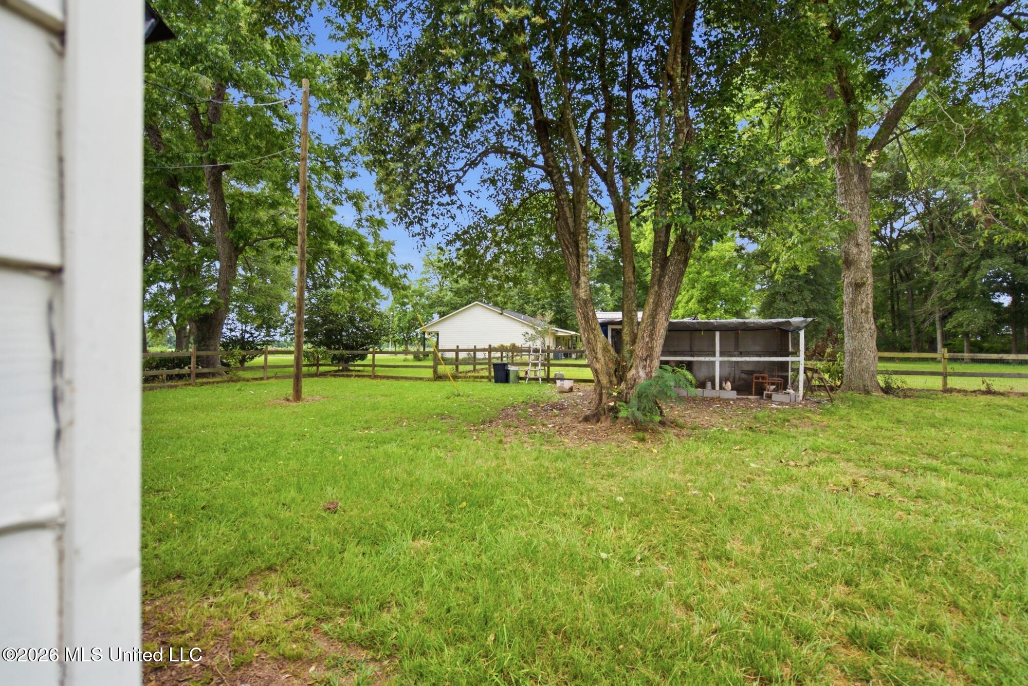 1230 Weeks Road Property Photo 22