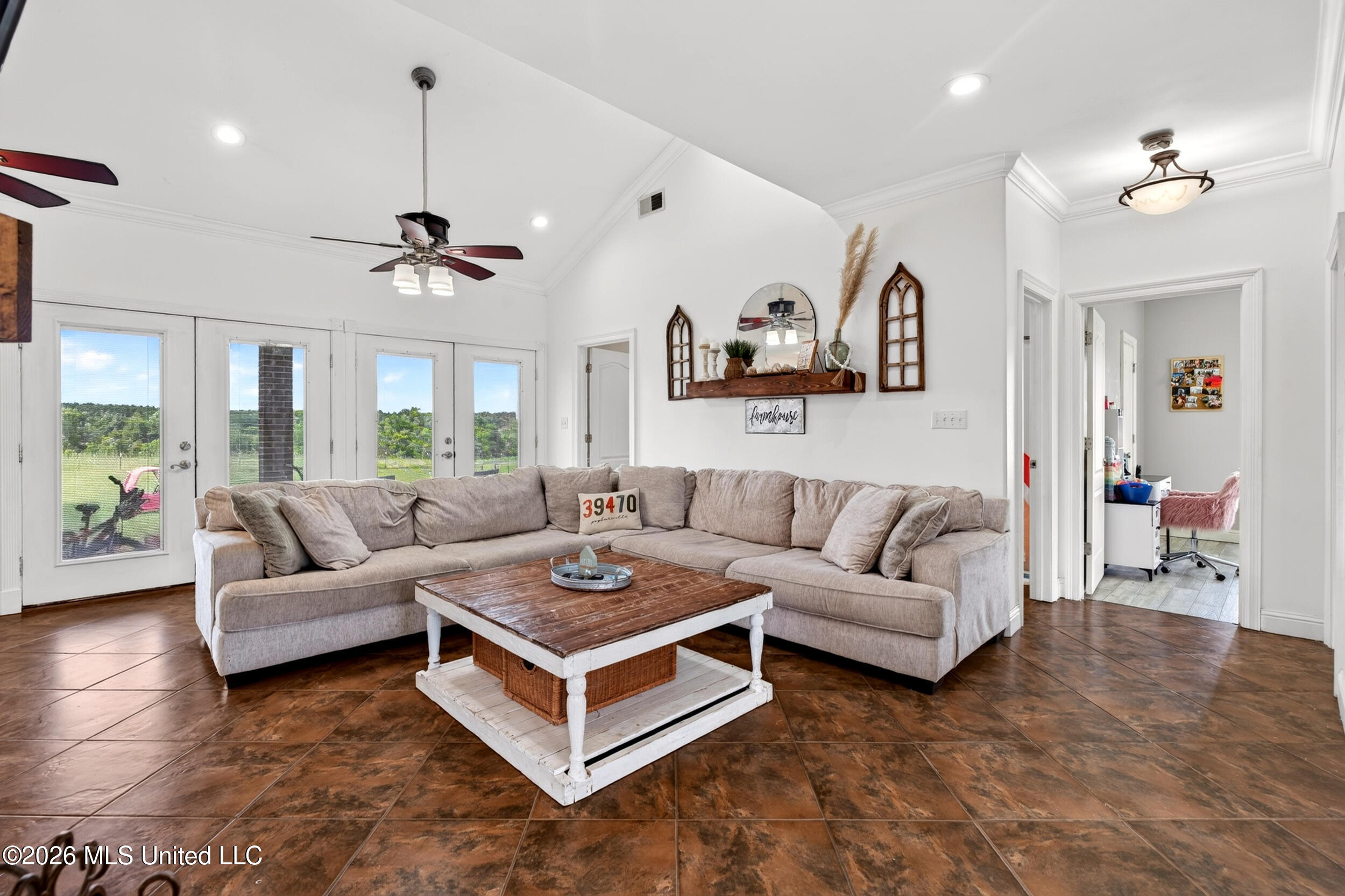 16 D O Stanford Road Property Photo 2