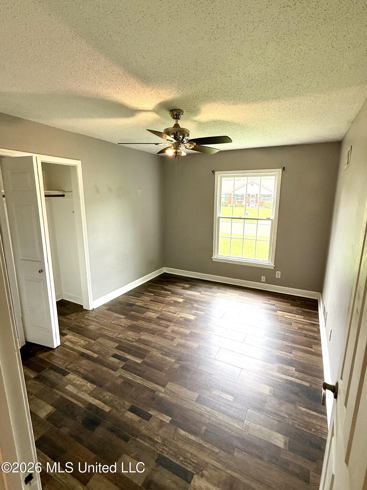 8434 Cedarbrush Drive Property Photo 10