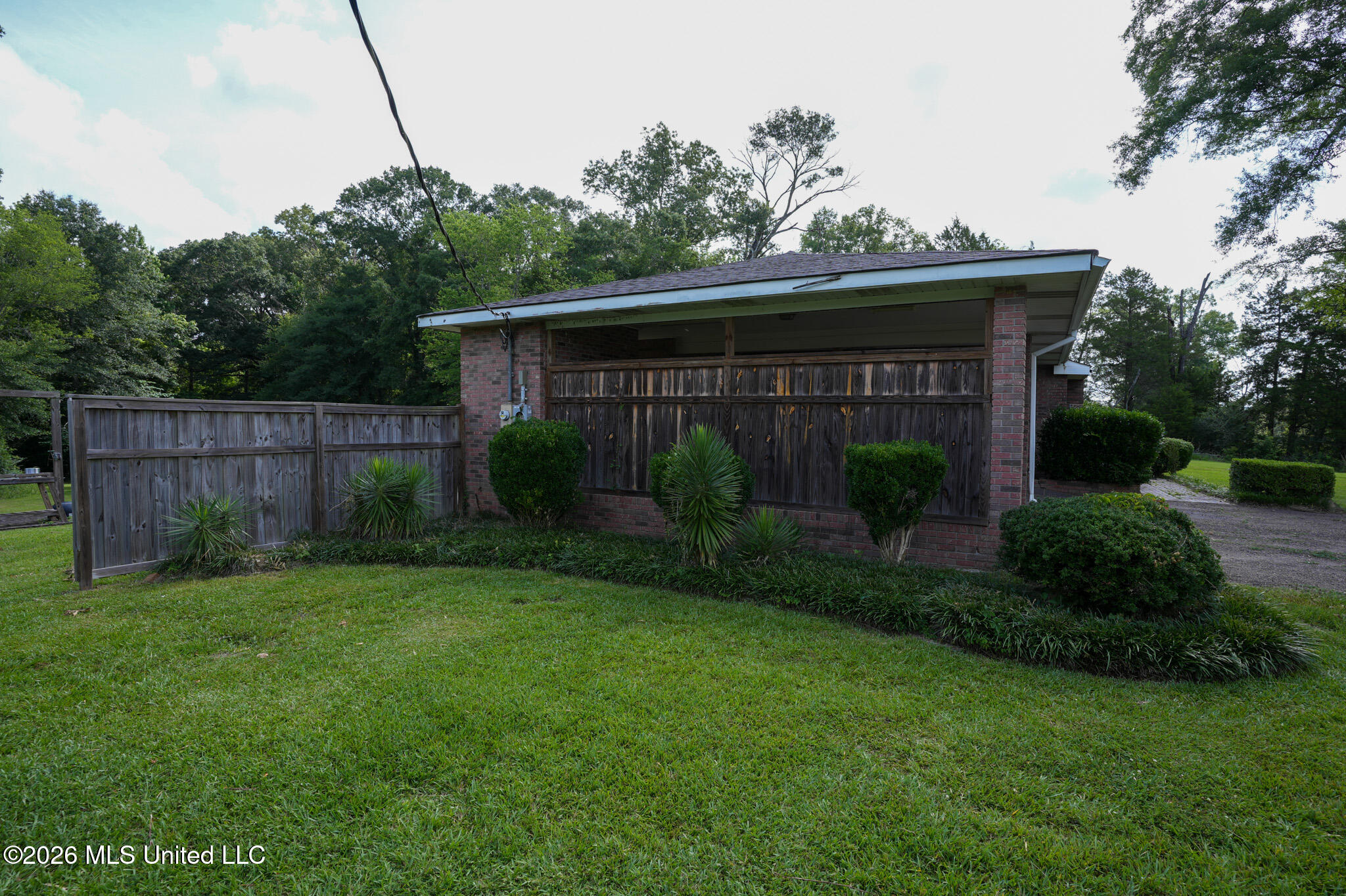 13033 Dentville Road Property Photo 5
