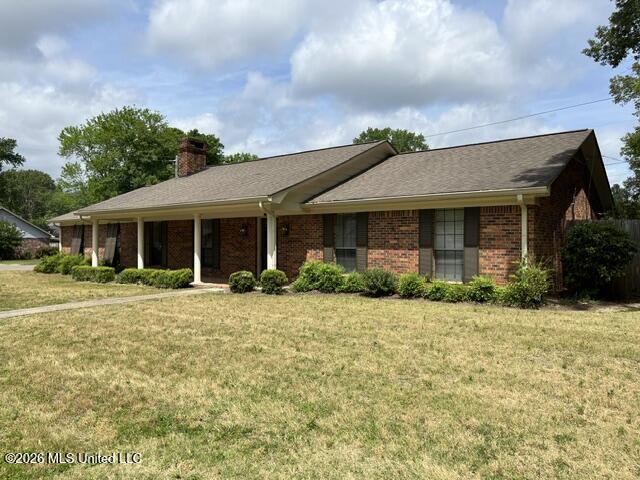 304 Shadowood Lane Property Photo 1