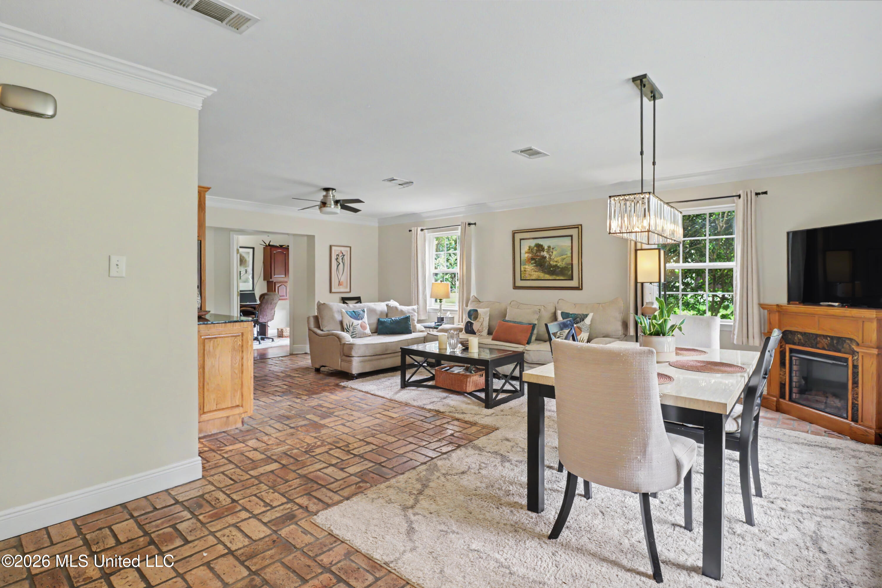 5 Shady Side Circle Property Photo 4