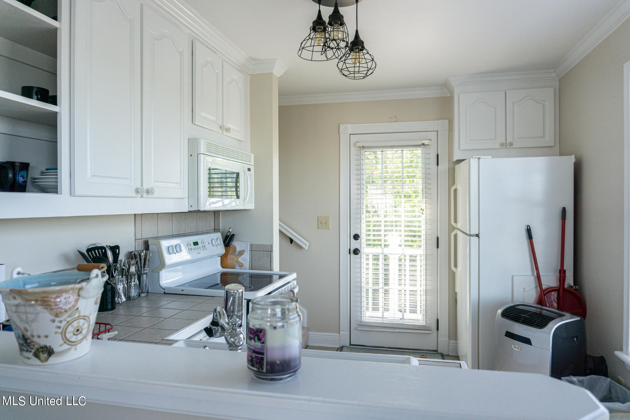 1102 Stanfield Point Road Property Photo 8