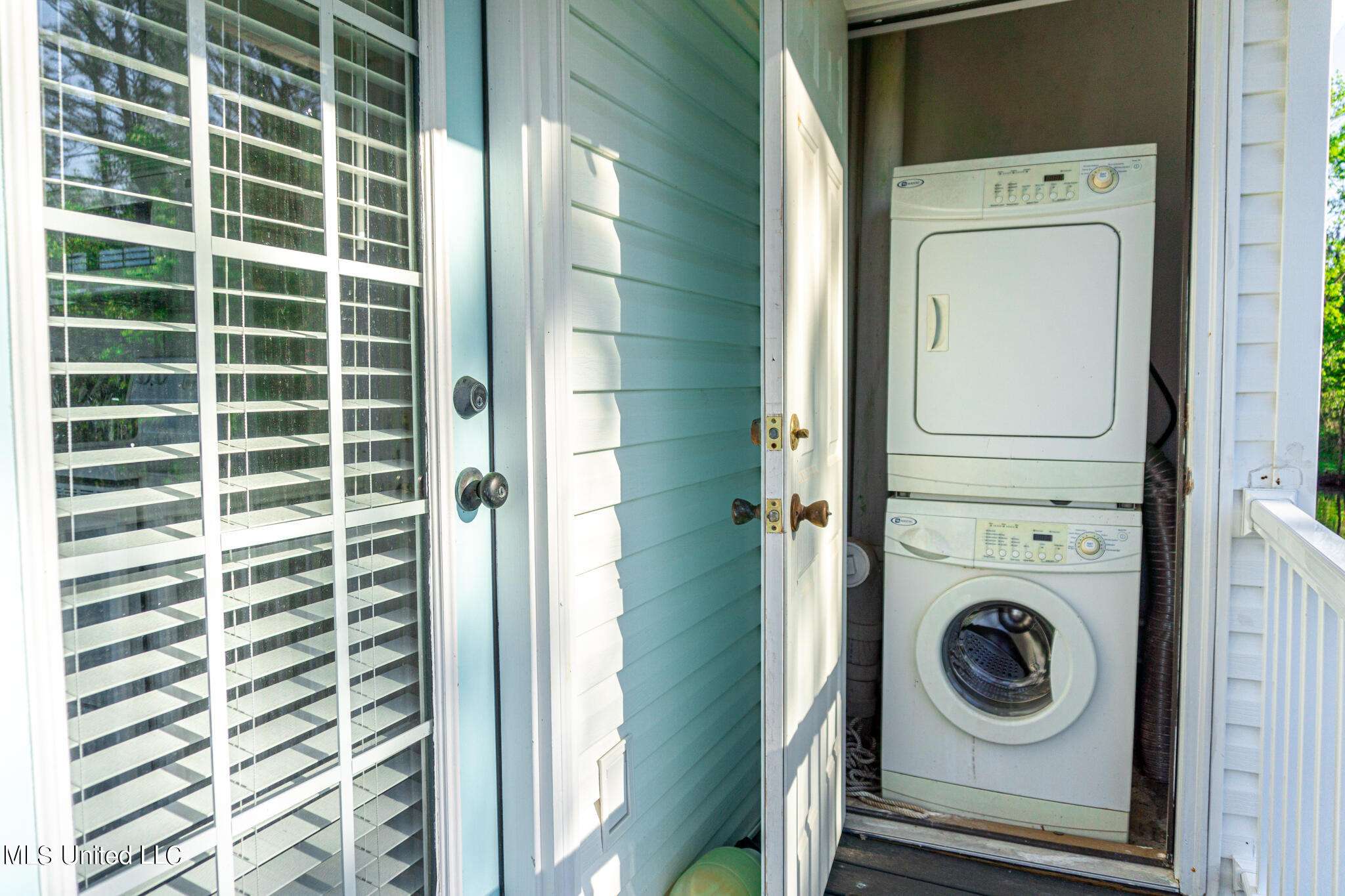 1102 Stanfield Point Road Property Photo 13