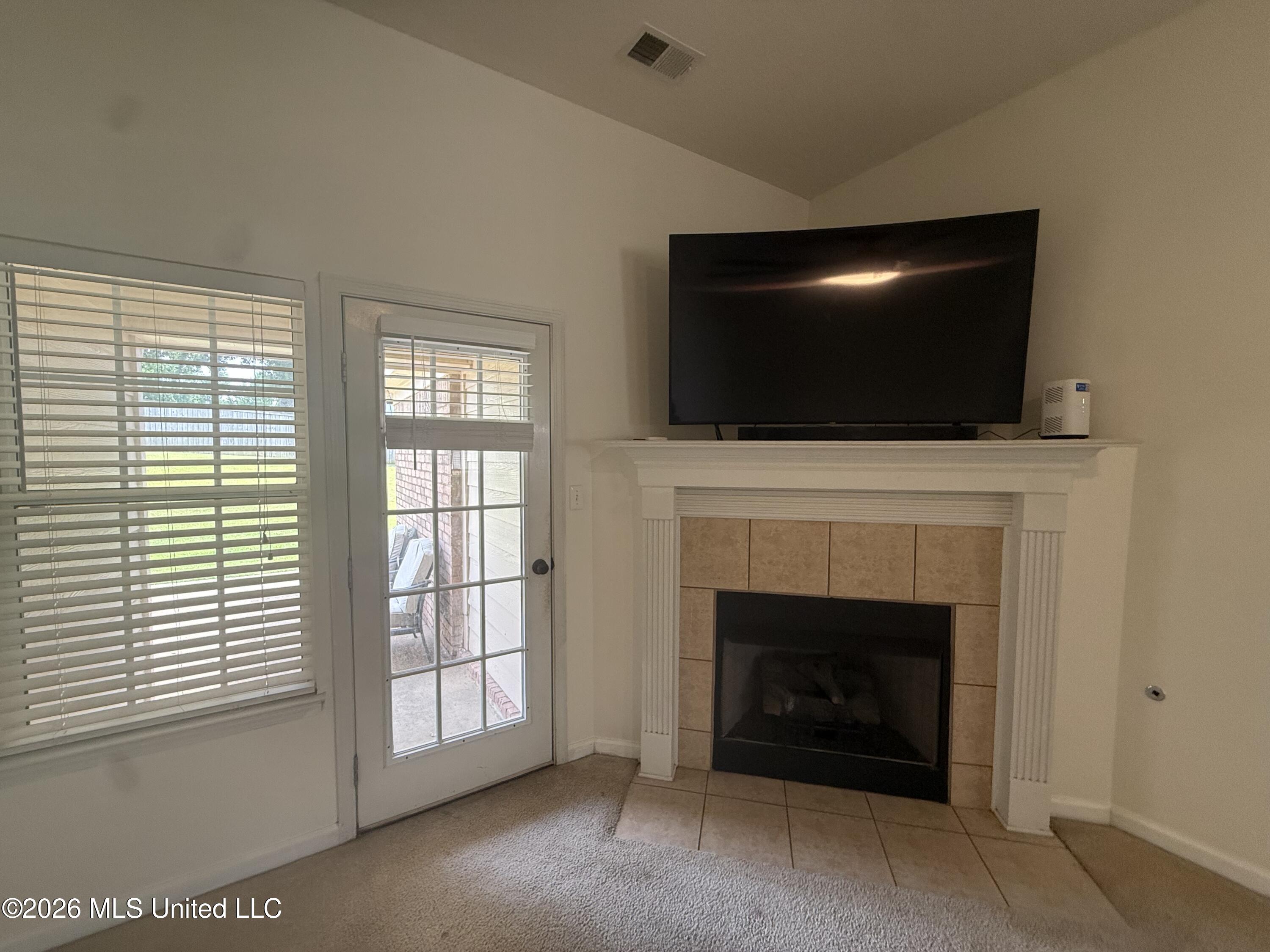 3967 Rasco Hills Drive Property Photo 7