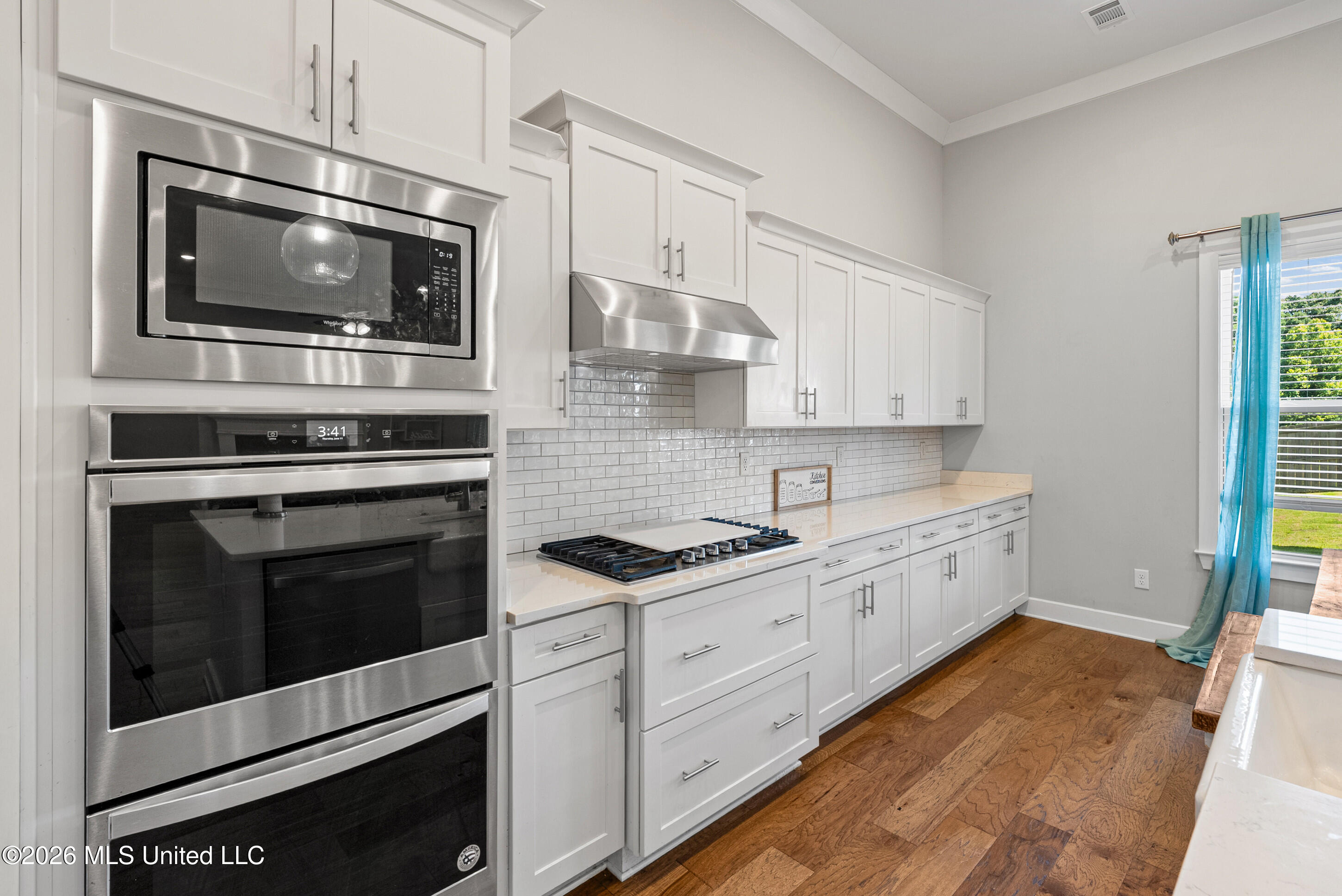 13905 Highlands Crest Drive Property Photo 12