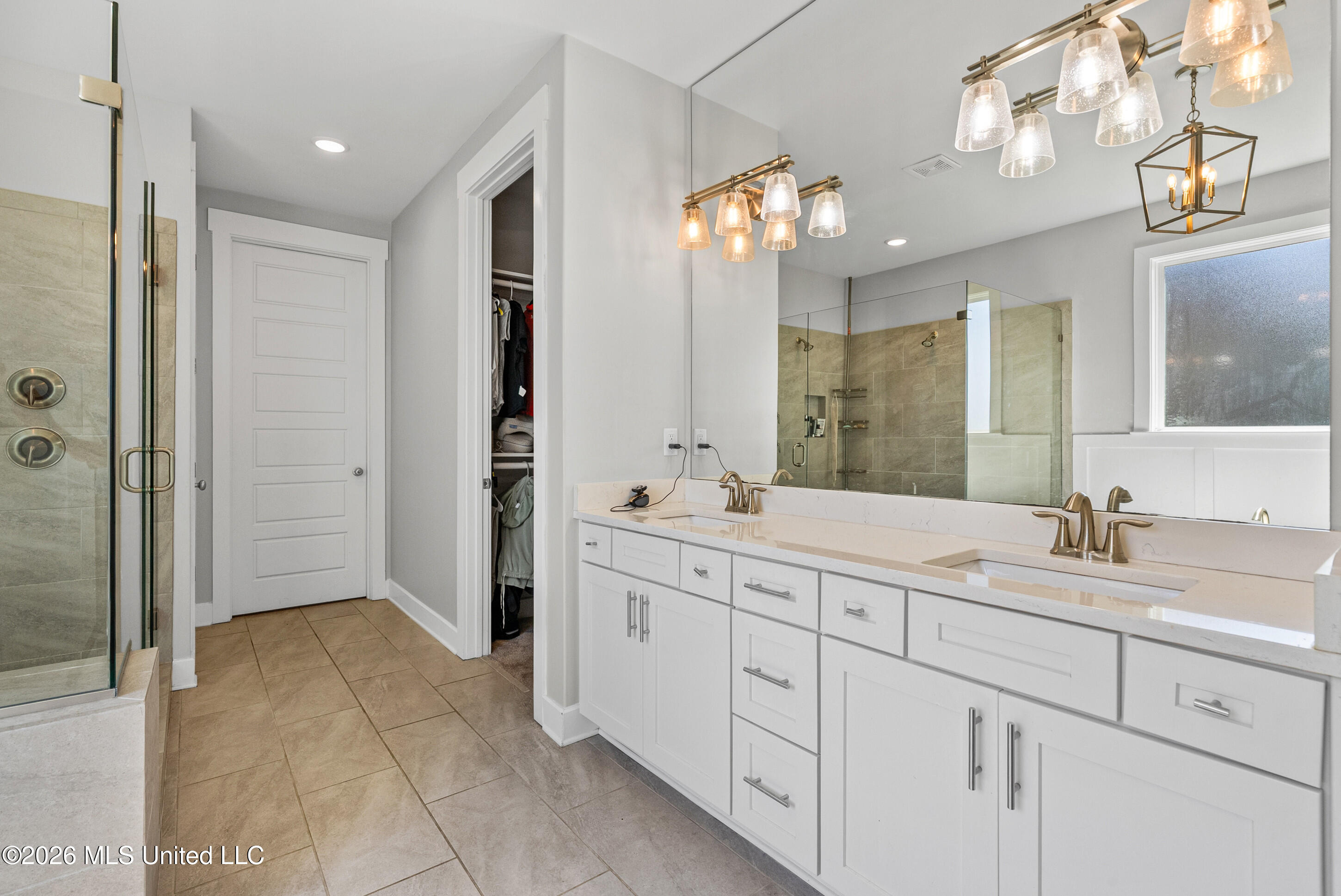 13905 Highlands Crest Drive Property Photo 17
