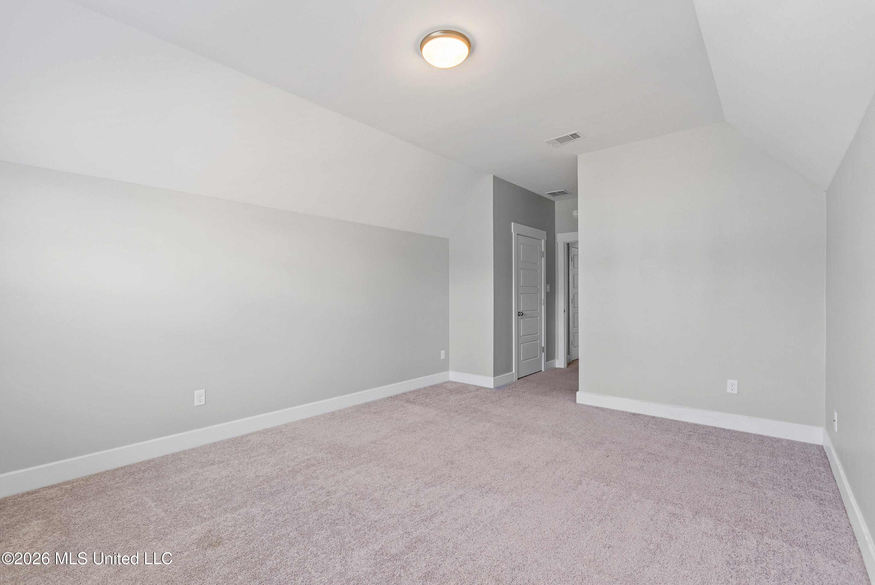13905 Highlands Crest Drive Property Photo 25