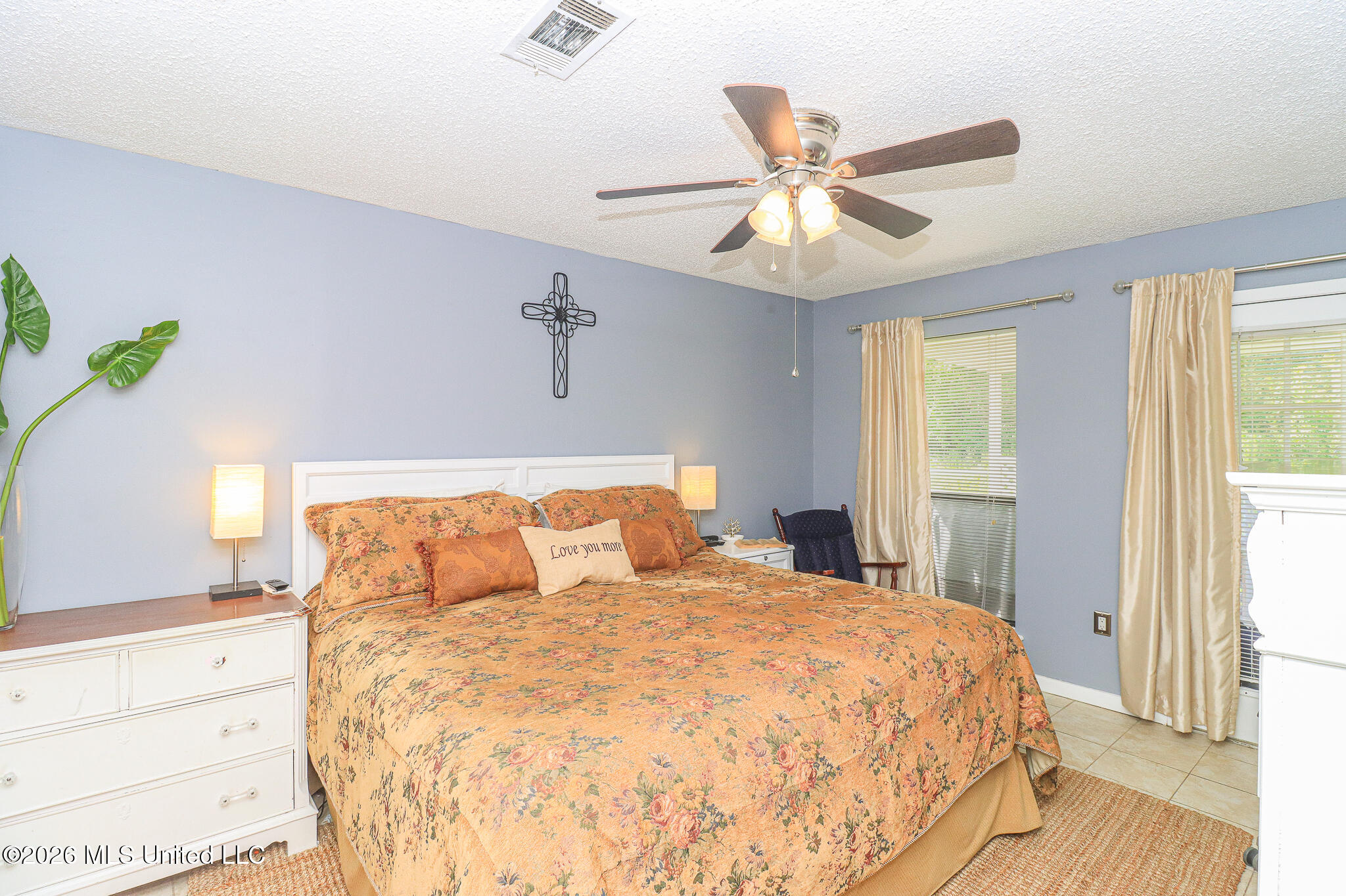 1014 Twin Pine Lane Property Photo 13