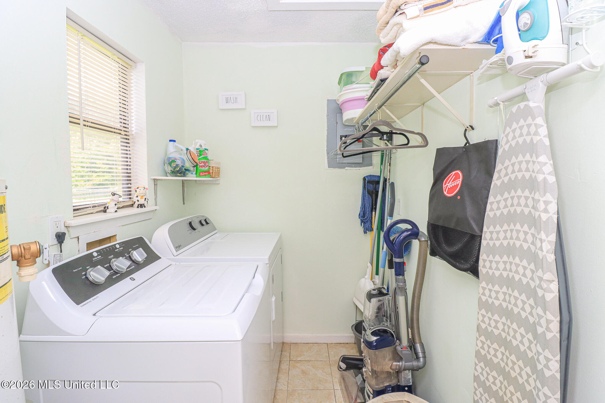 1014 Twin Pine Lane Property Photo 25