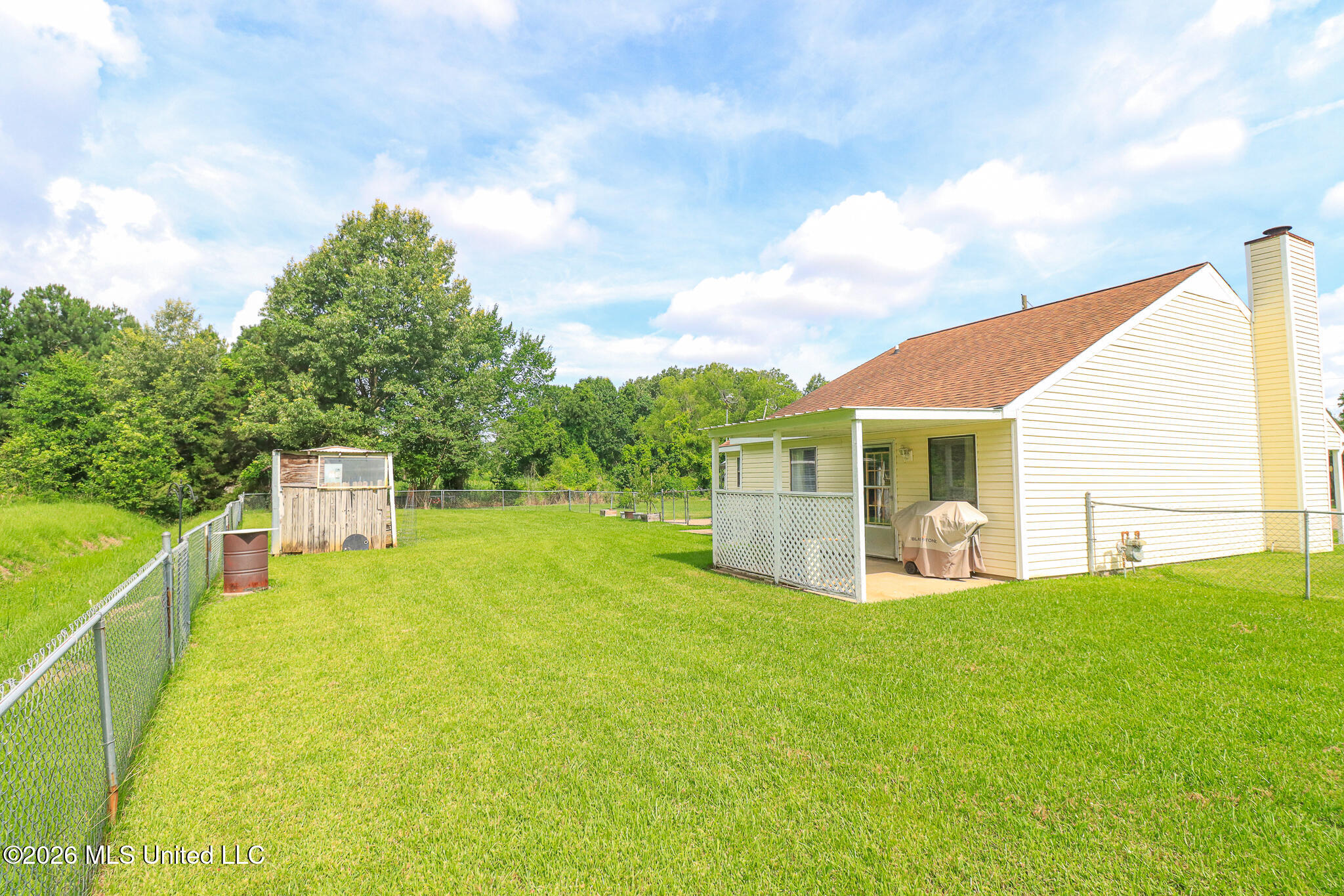1014 Twin Pine Lane Property Photo 29