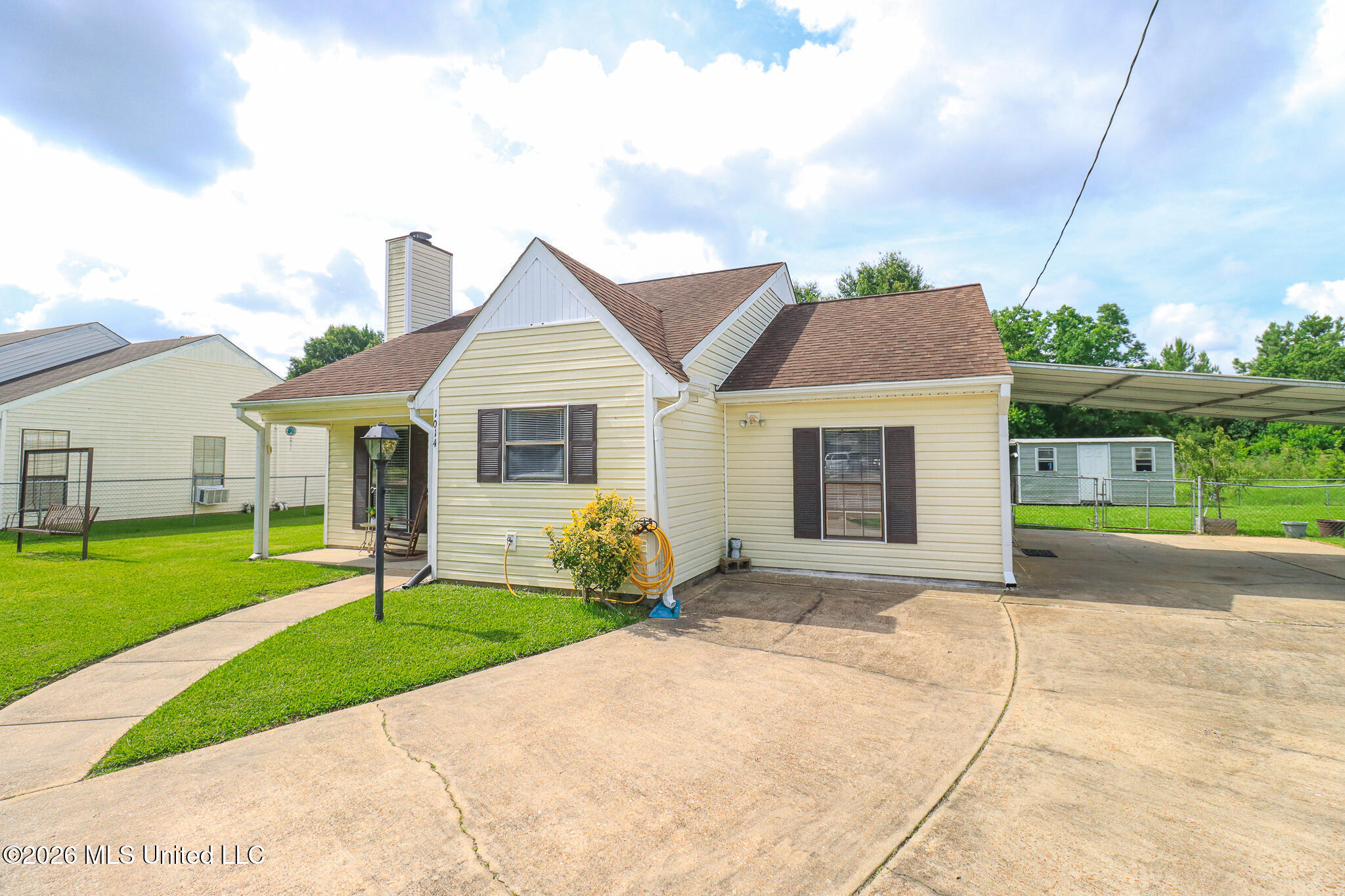1014 Twin Pine Lane Property Photo 35