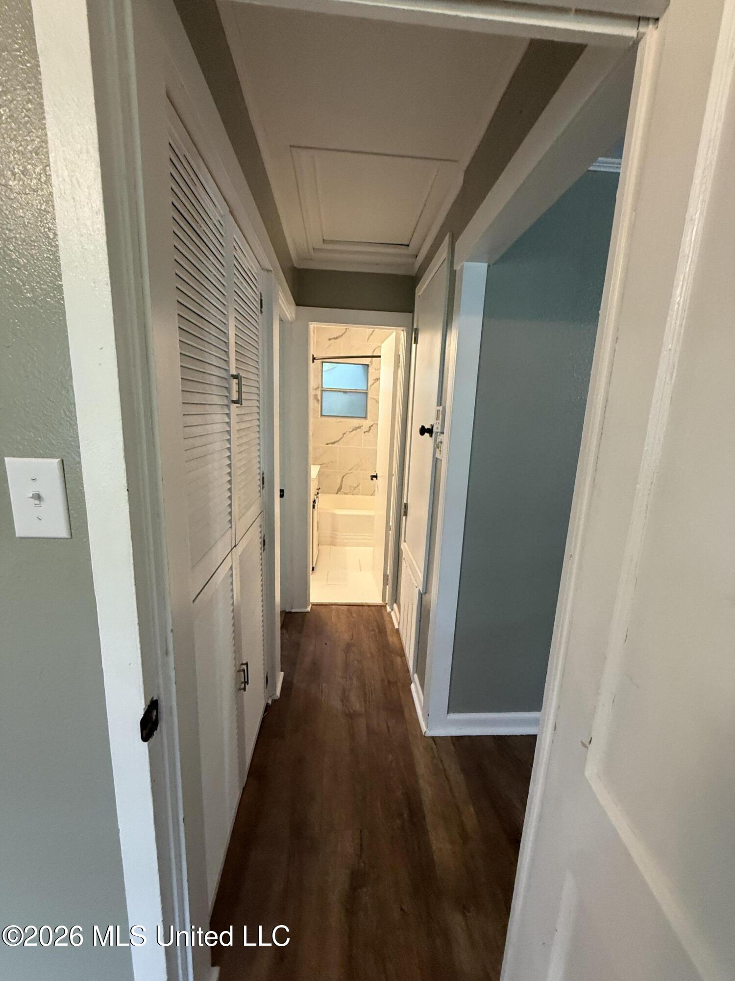 3815 Scovel Avenue Property Photo 12