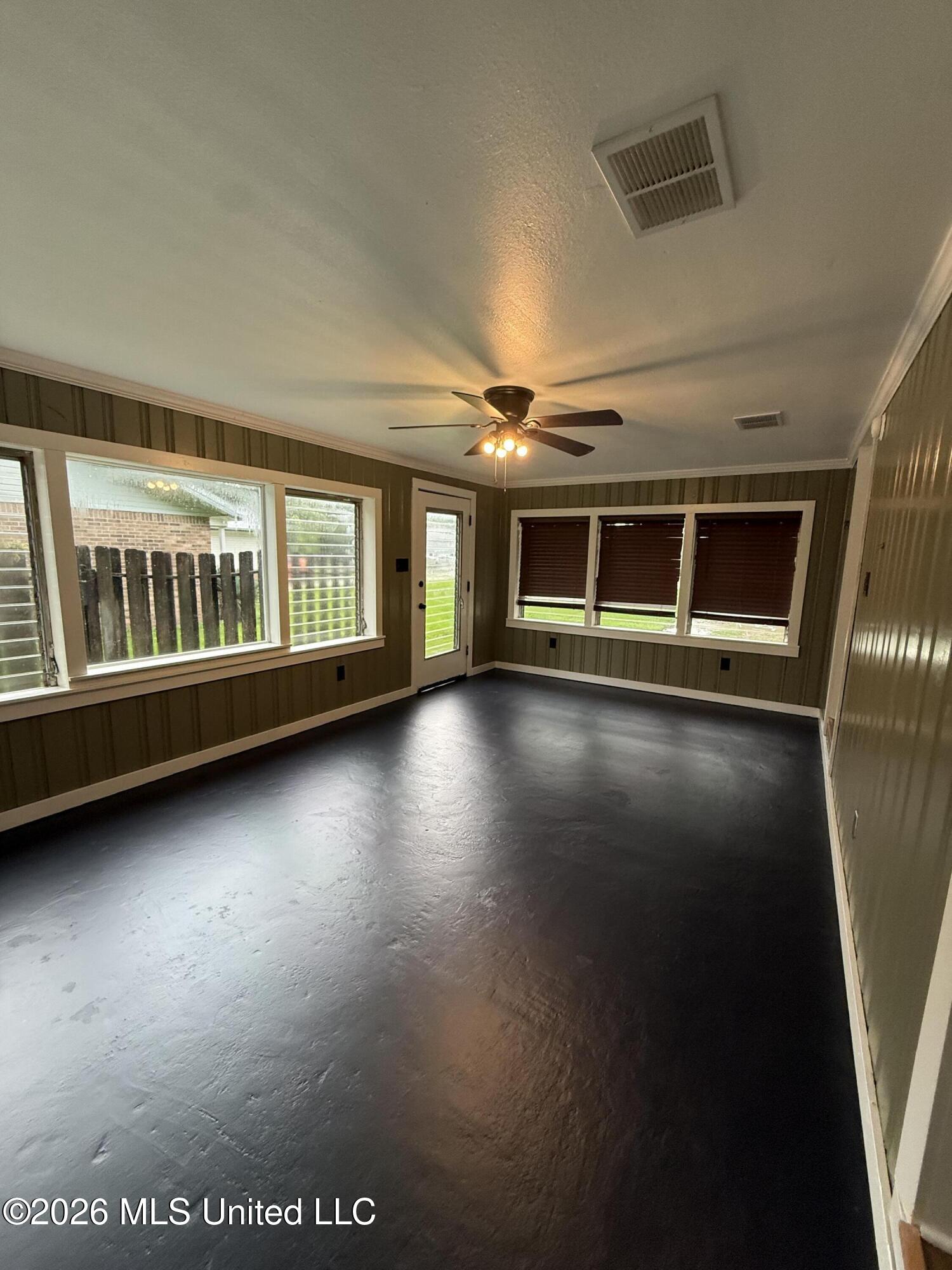 3815 Scovel Avenue Property Photo 18