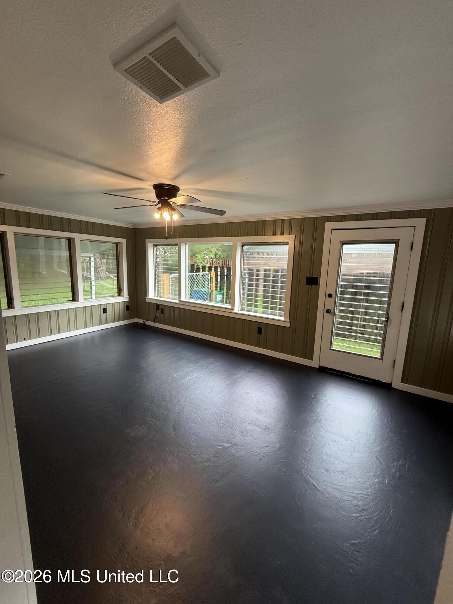 3815 Scovel Avenue Property Photo 19