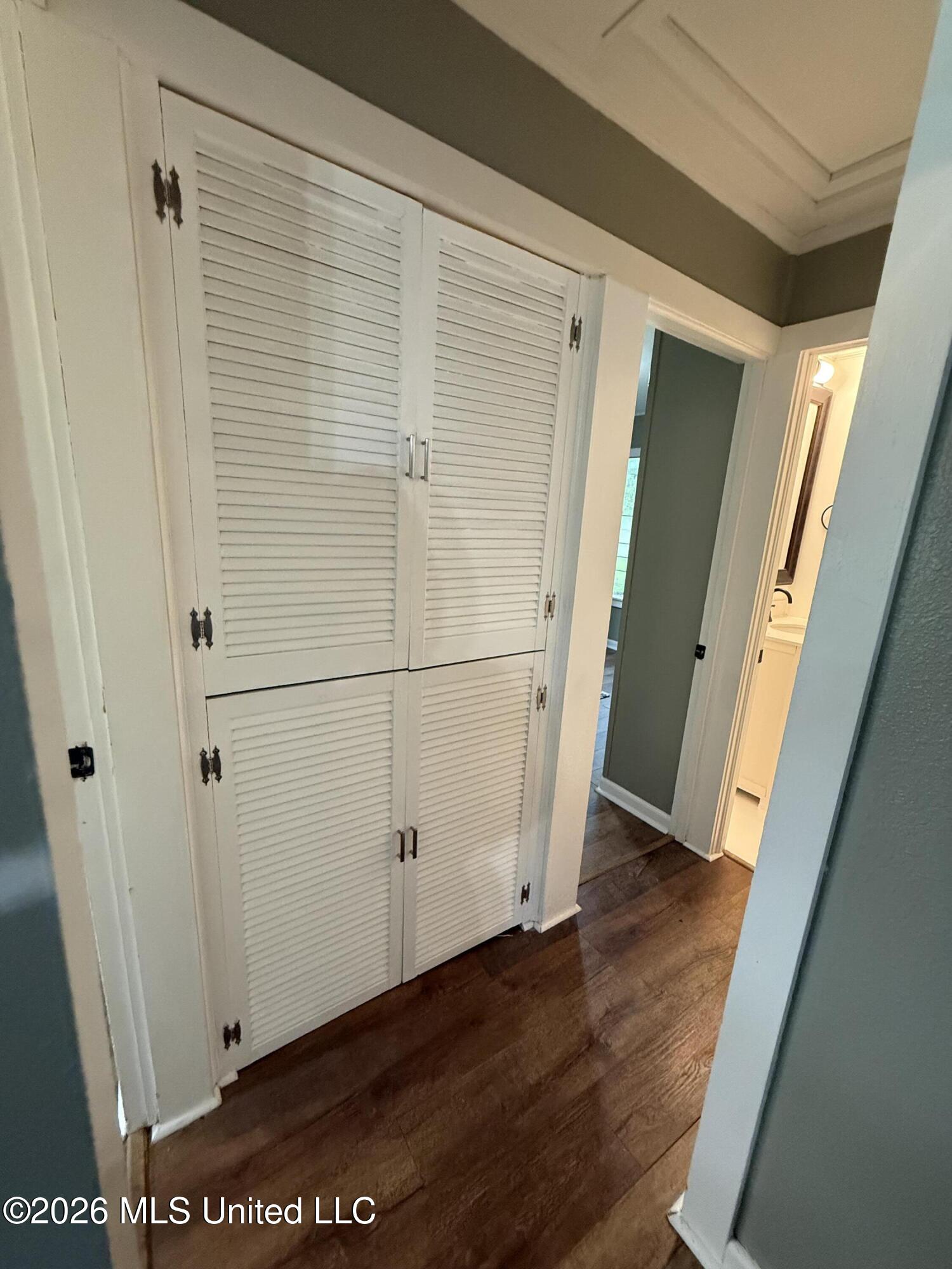 3815 Scovel Avenue Property Photo 20