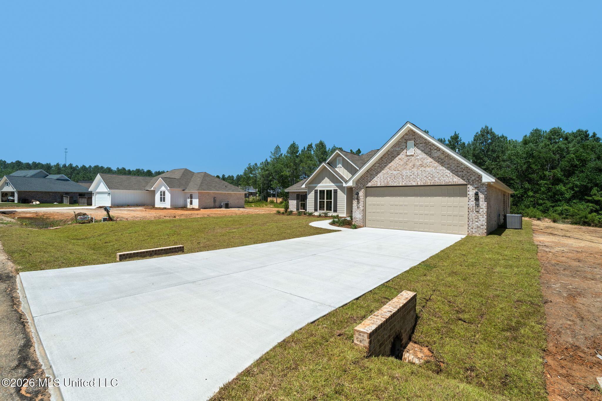21 Redmont Drive Property Photo 2