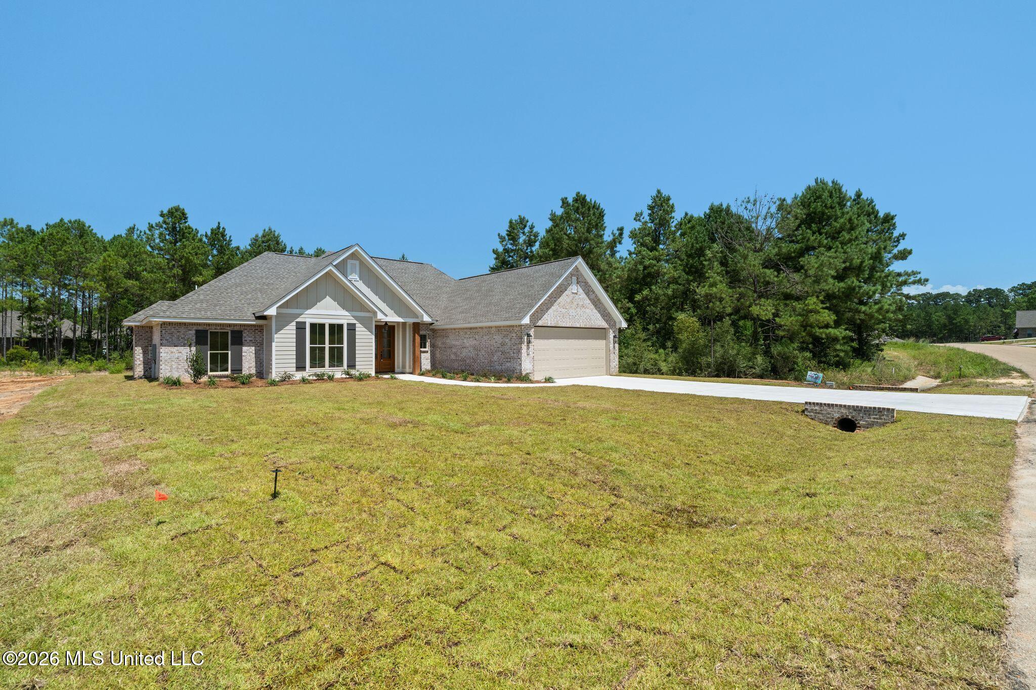 21 Redmont Drive Property Photo 4