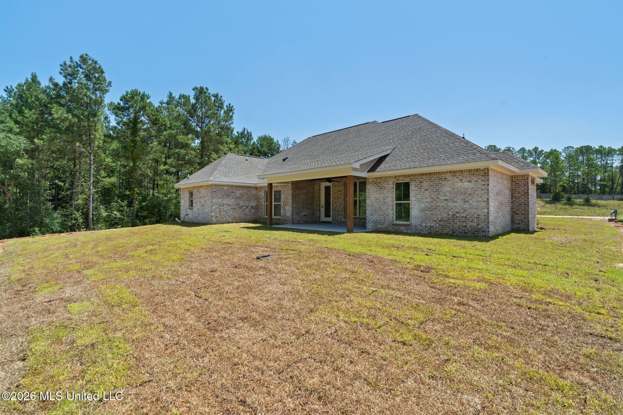 21 Redmont Drive Property Photo 41